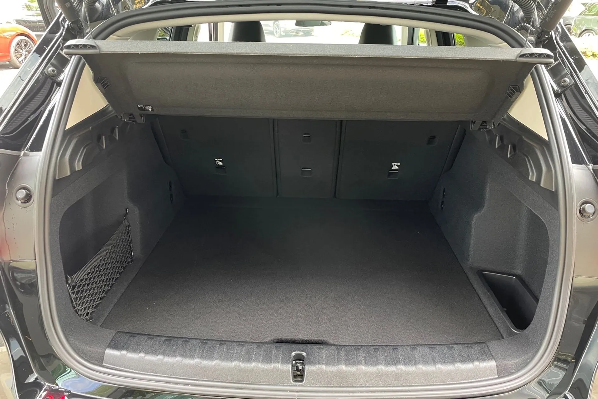 BMW X1 thumbnail image number 38