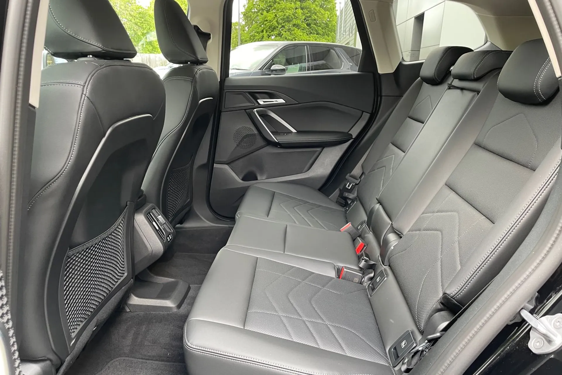 BMW X1 thumbnail image number 48