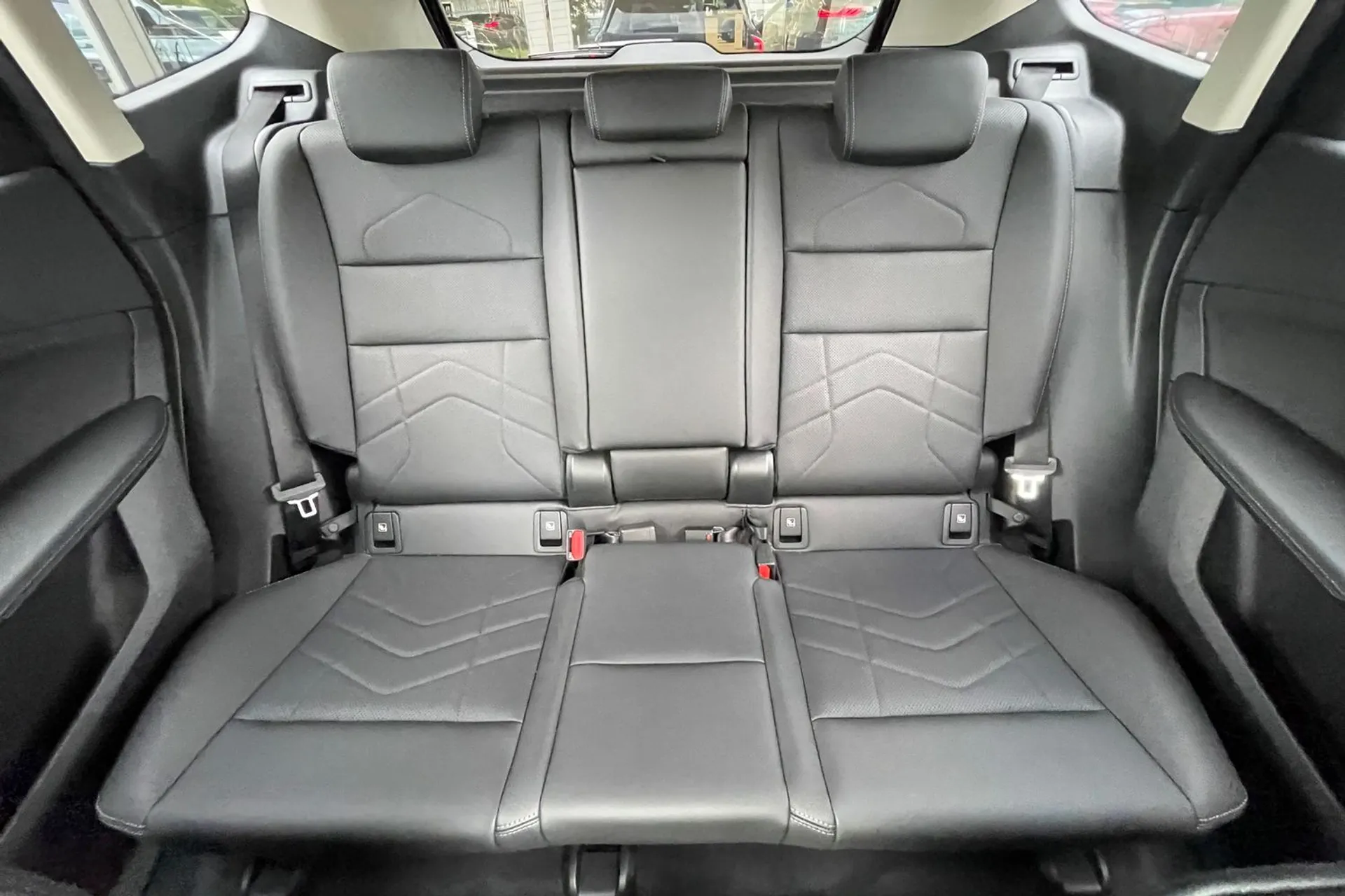 BMW X1 thumbnail image number 11