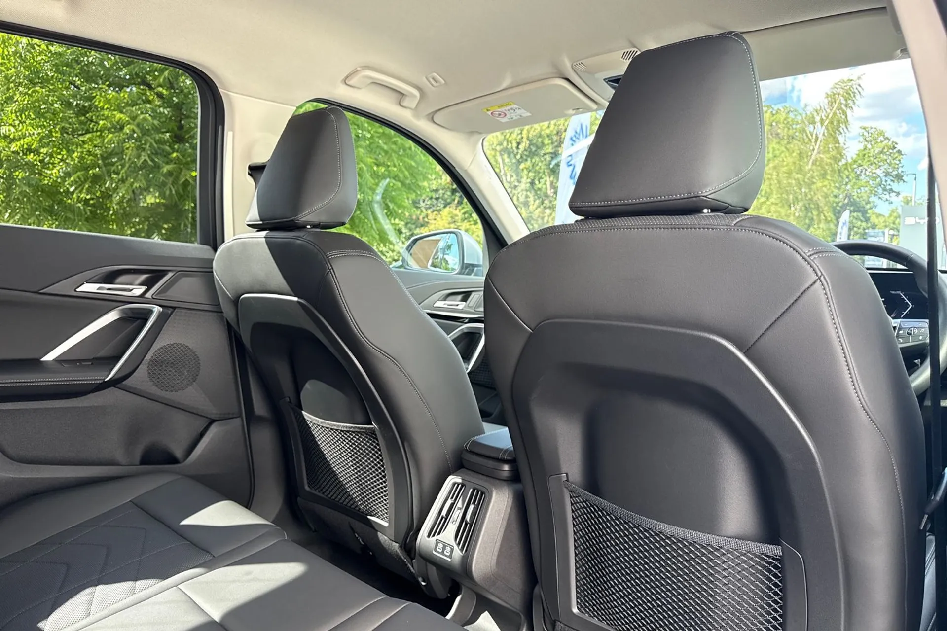 BMW X1 thumbnail image number 10
