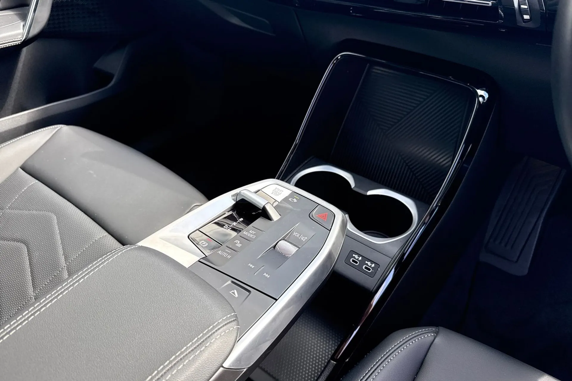 BMW X1 thumbnail image number 52