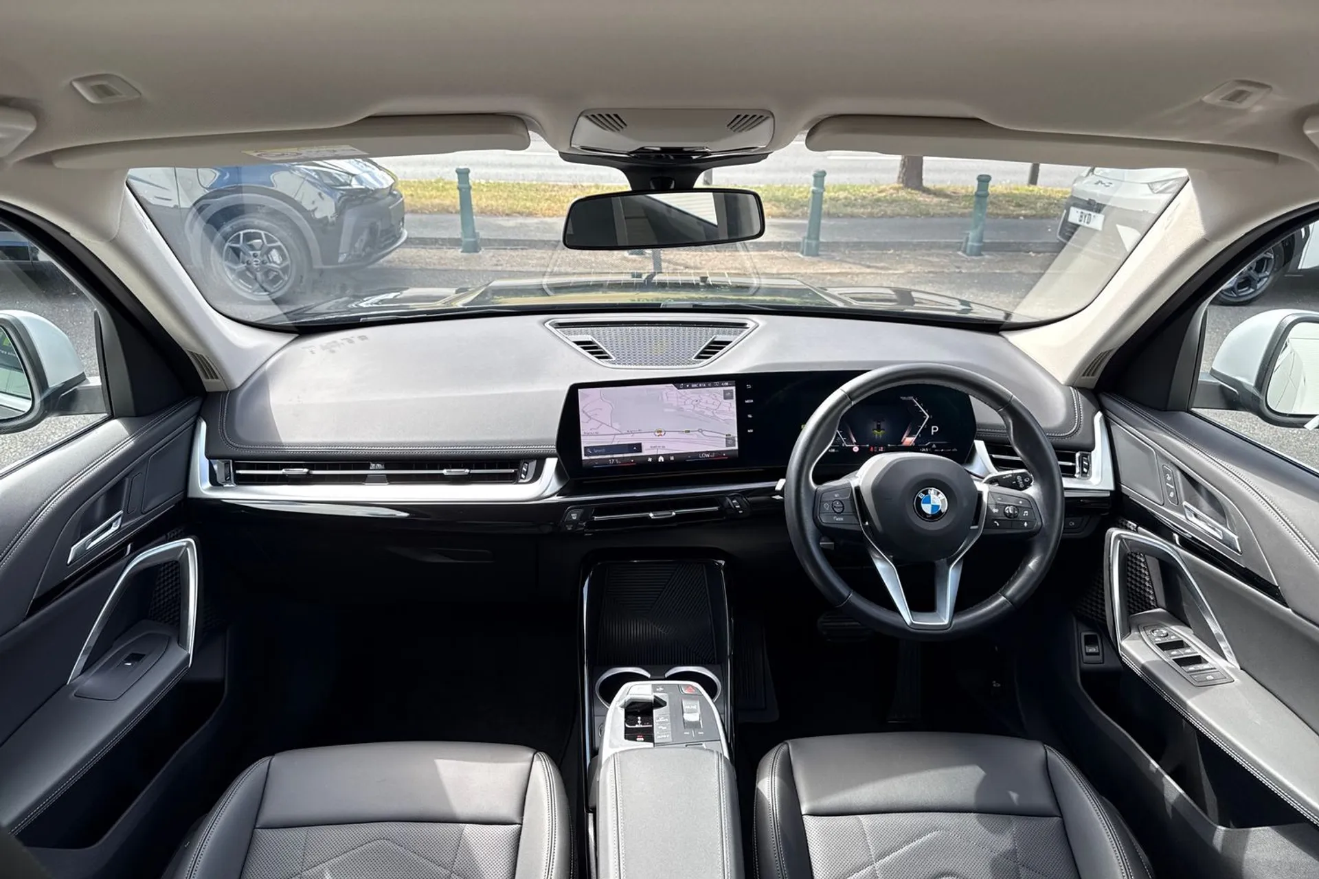 BMW X1 thumbnail image number 3