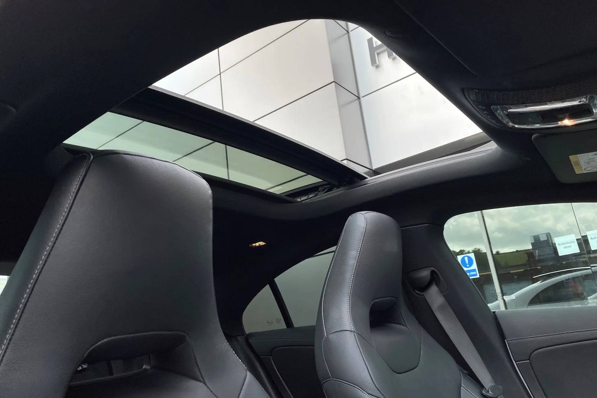 MERCEDES-BENZ CLA thumbnail image number 15
