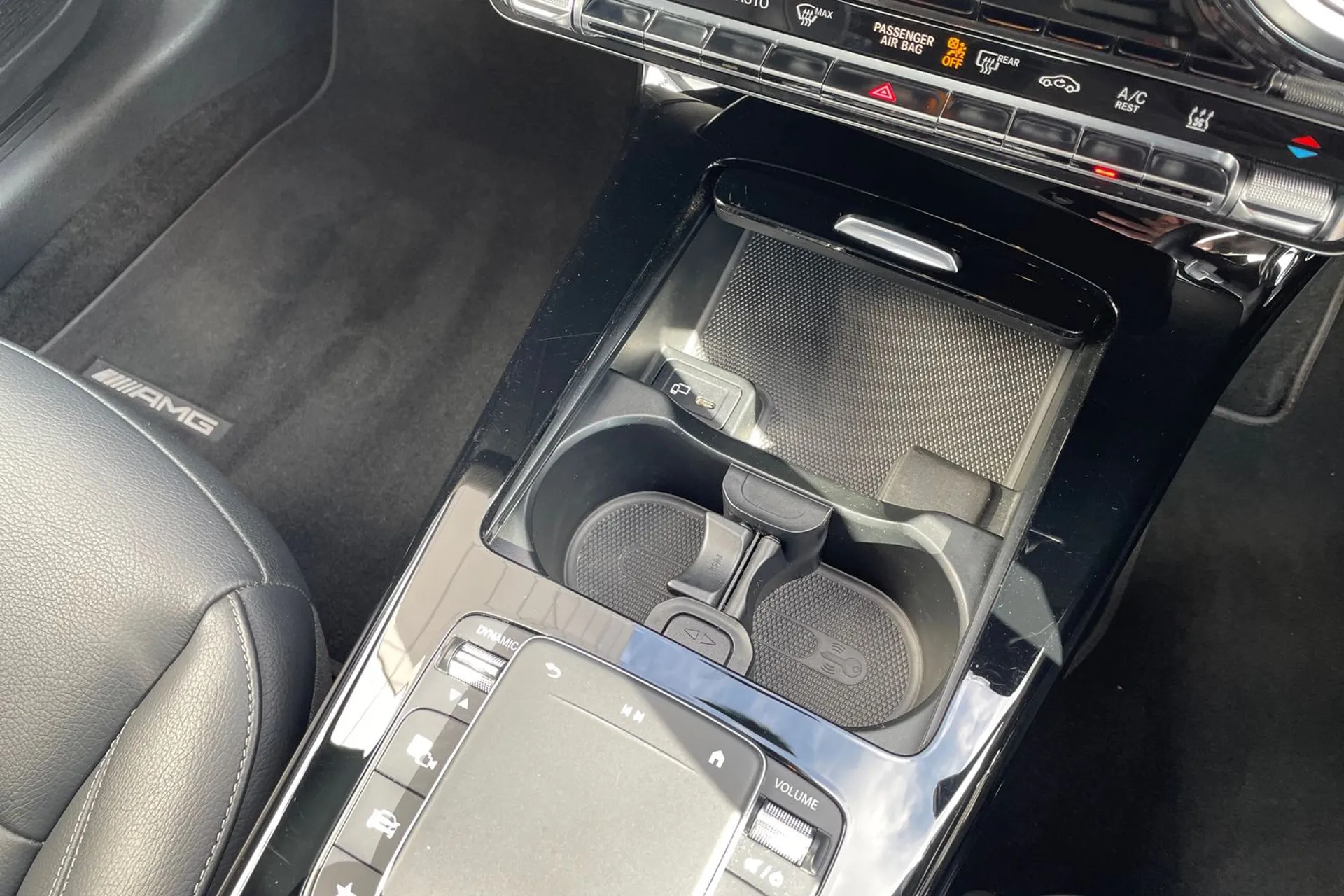MERCEDES-BENZ CLA thumbnail image number 58