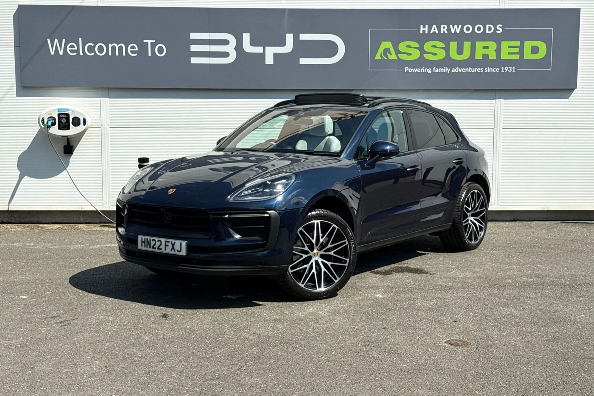 Porsche MACAN thumbnail image number 15