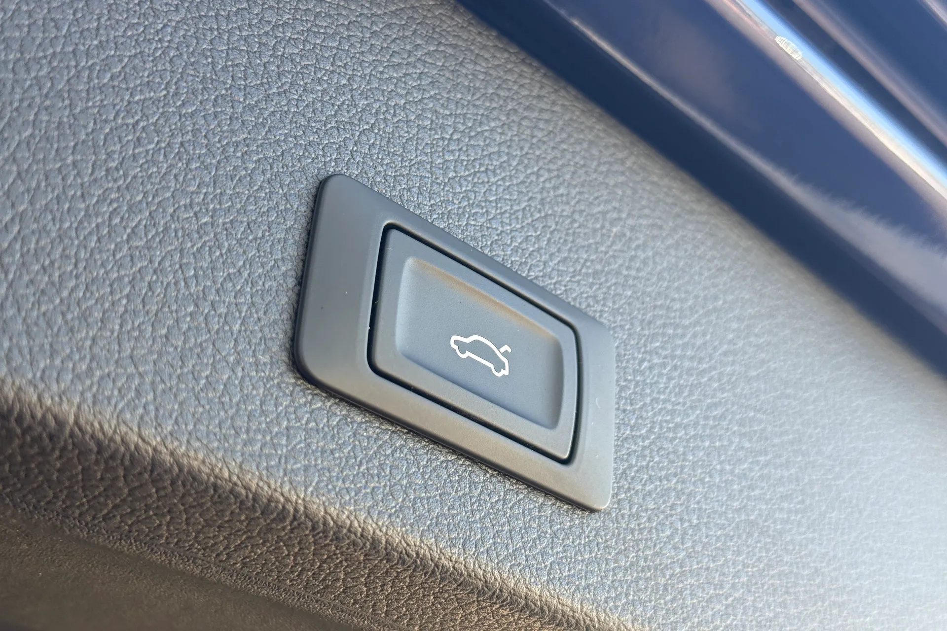 Audi Q2 thumbnail image number 41