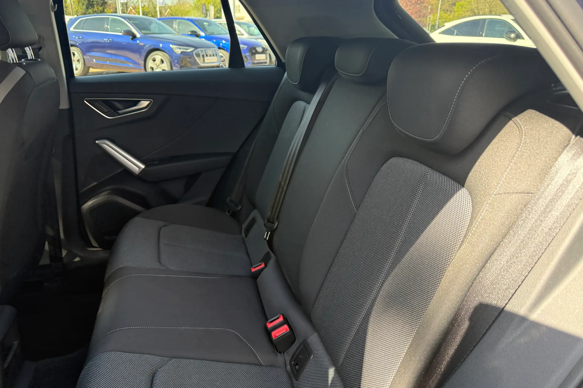 Audi Q2 thumbnail image number 48