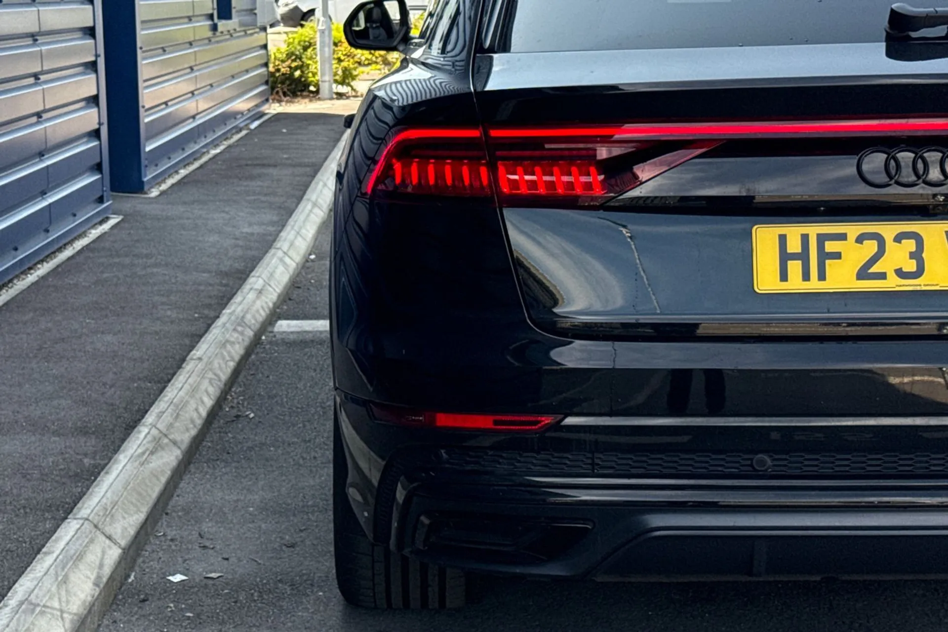Audi Q8 thumbnail image number 18