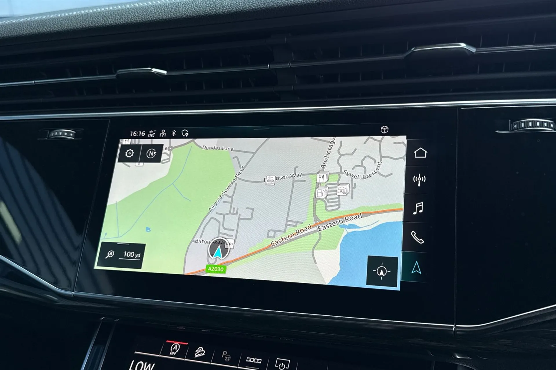 Audi Q8 thumbnail image number 4