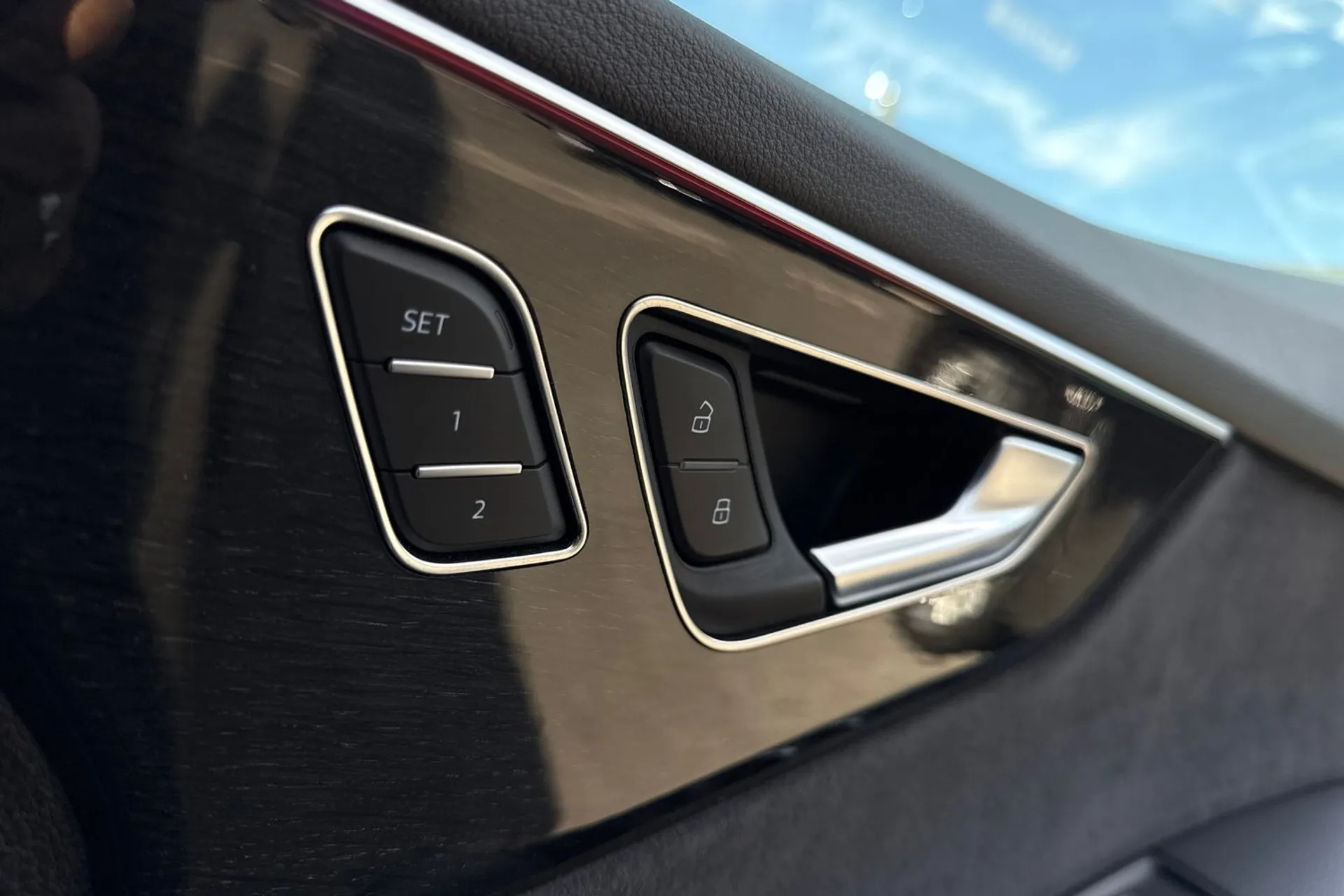 Audi Q8 thumbnail image number 42