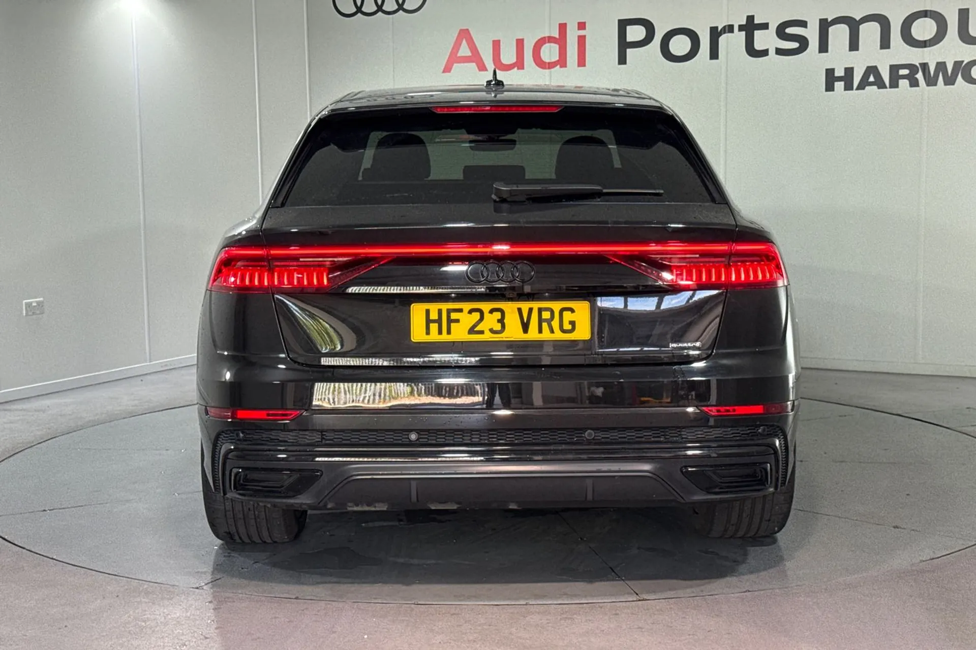 Audi Q8 thumbnail image number 8
