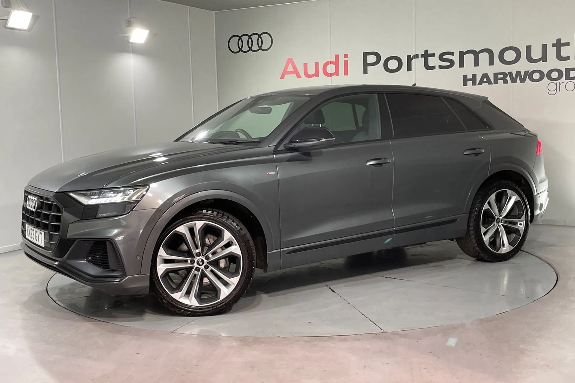Audi Q8 thumbnail image number 5