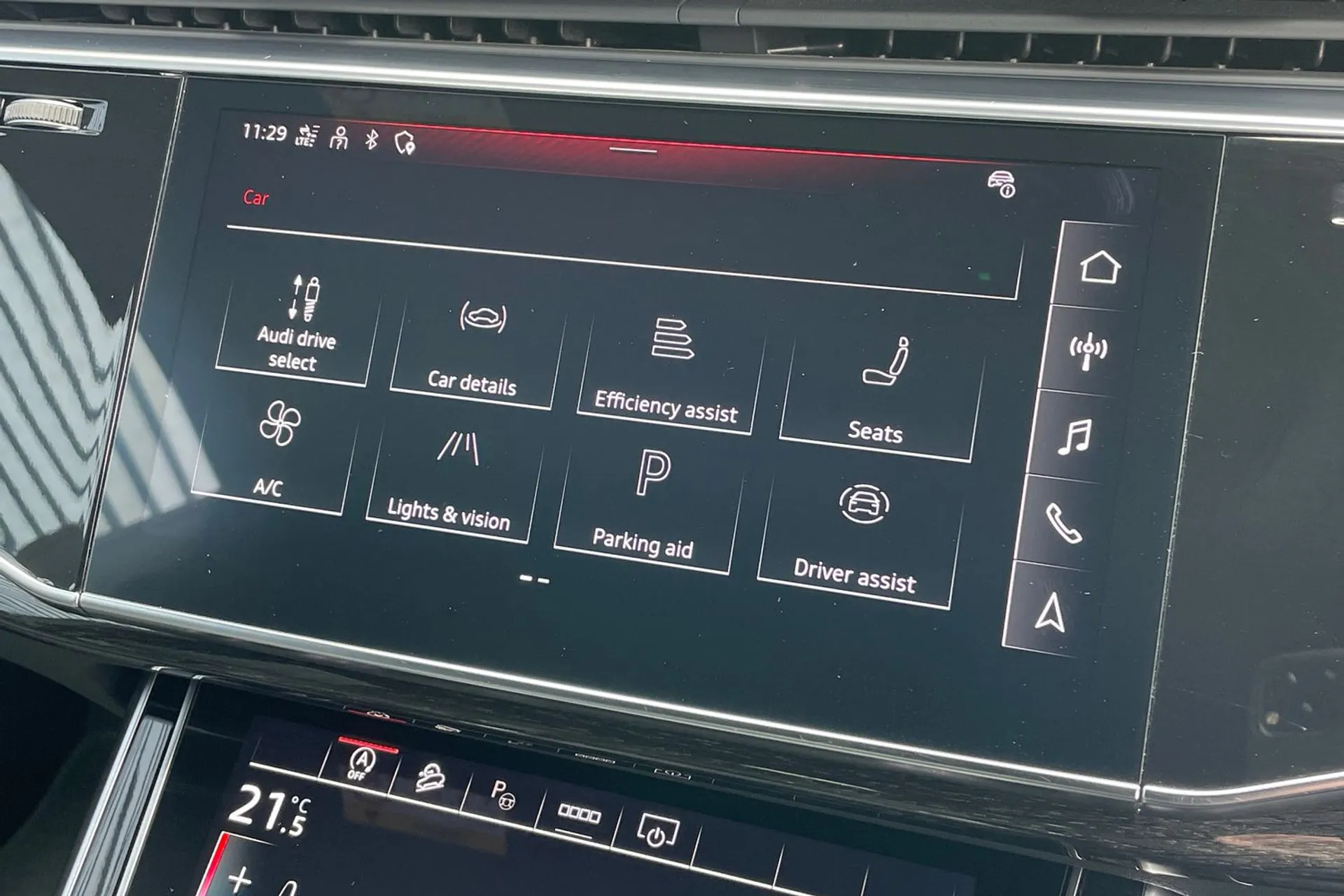 Audi Q8 thumbnail image number 44