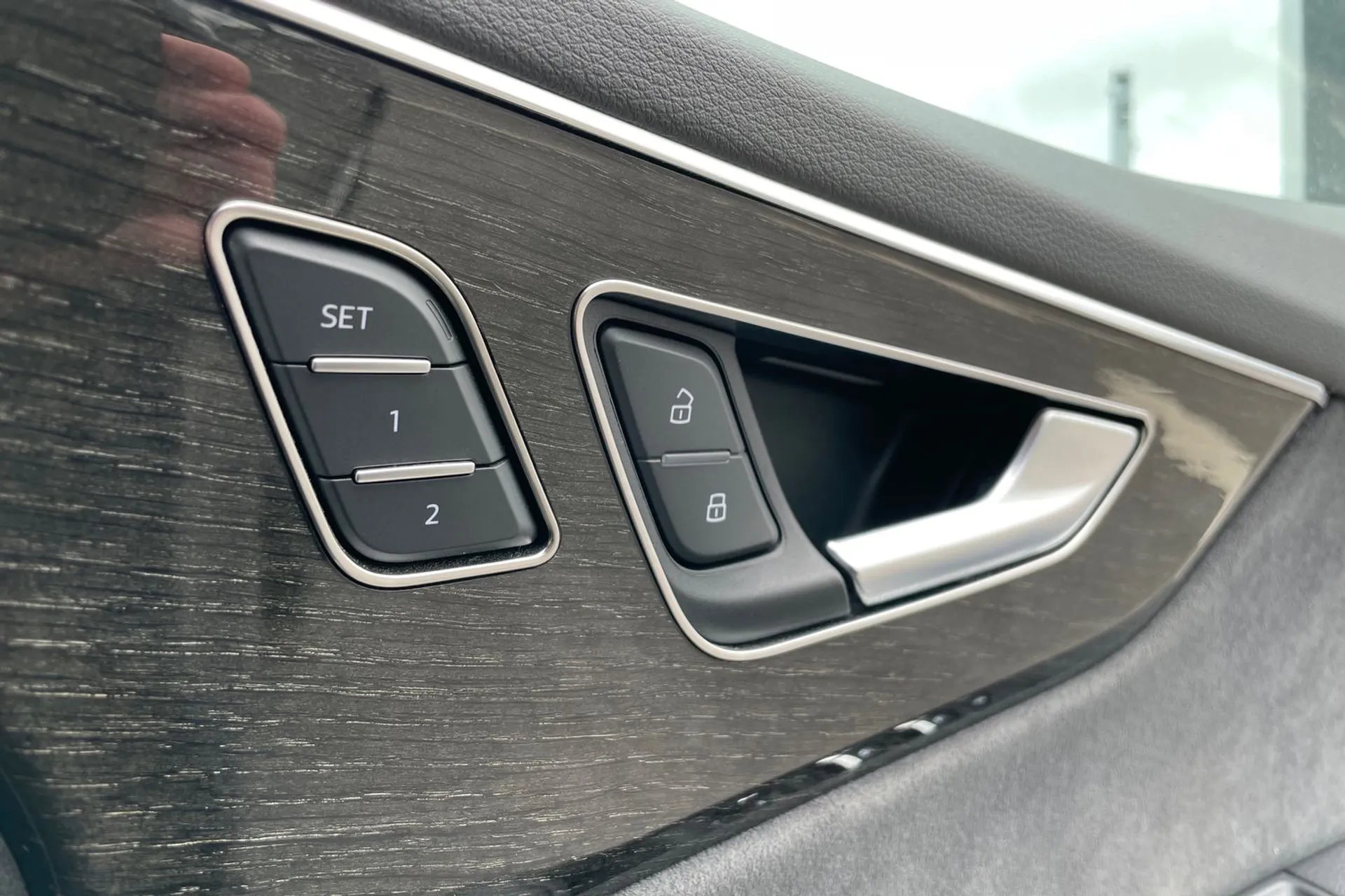Audi Q8 thumbnail image number 47