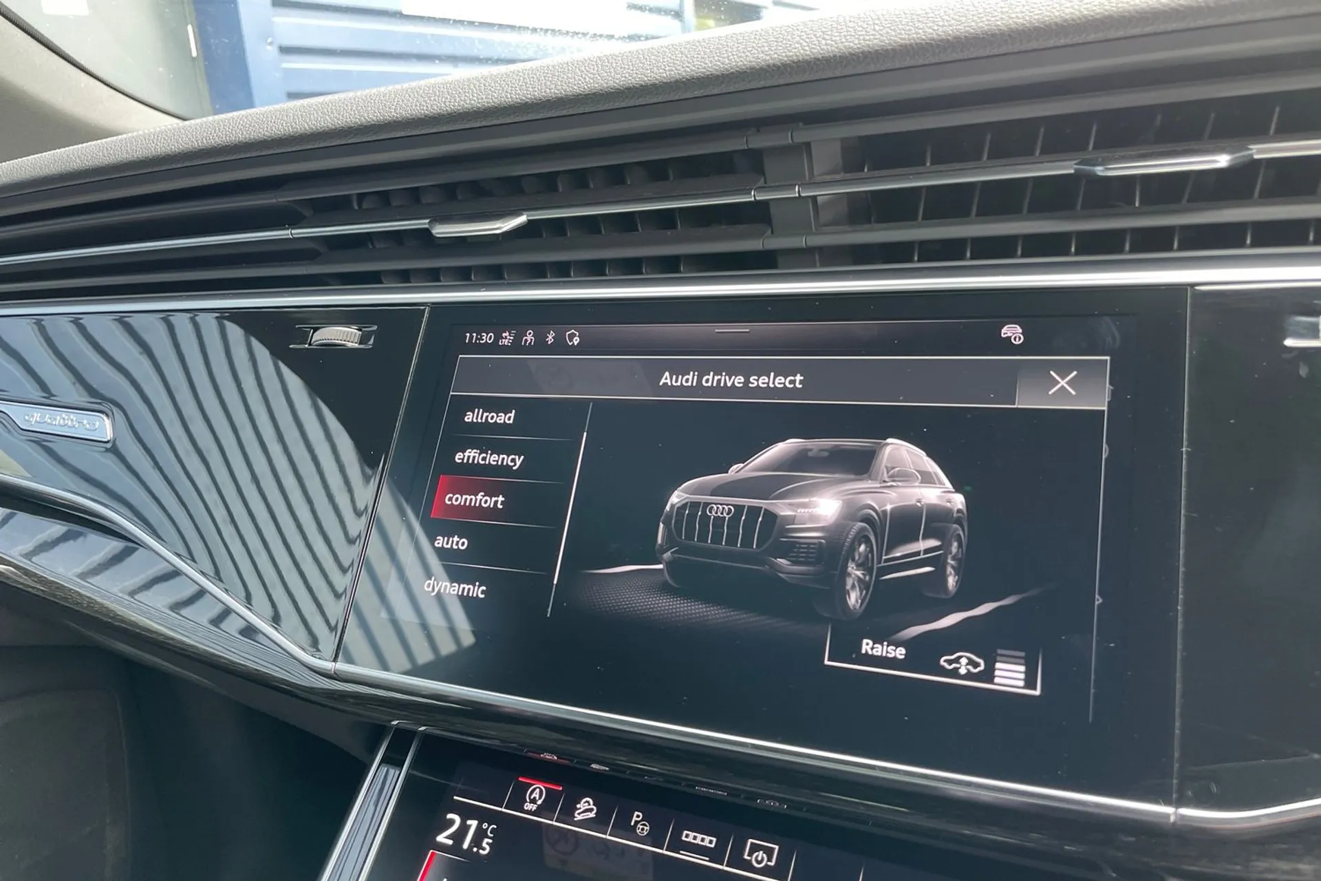 Audi Q8 thumbnail image number 40