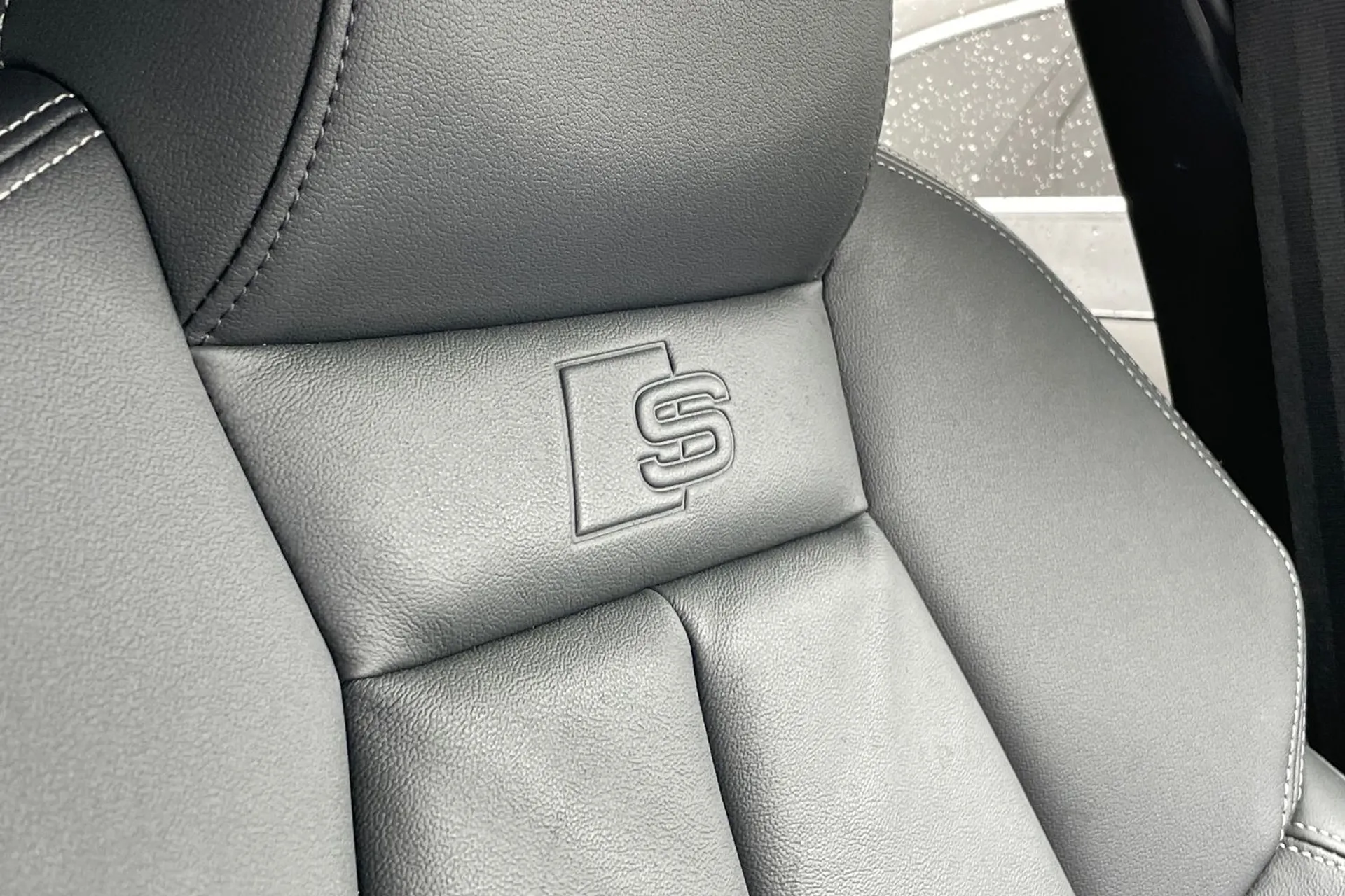 Audi A3 thumbnail image number 45