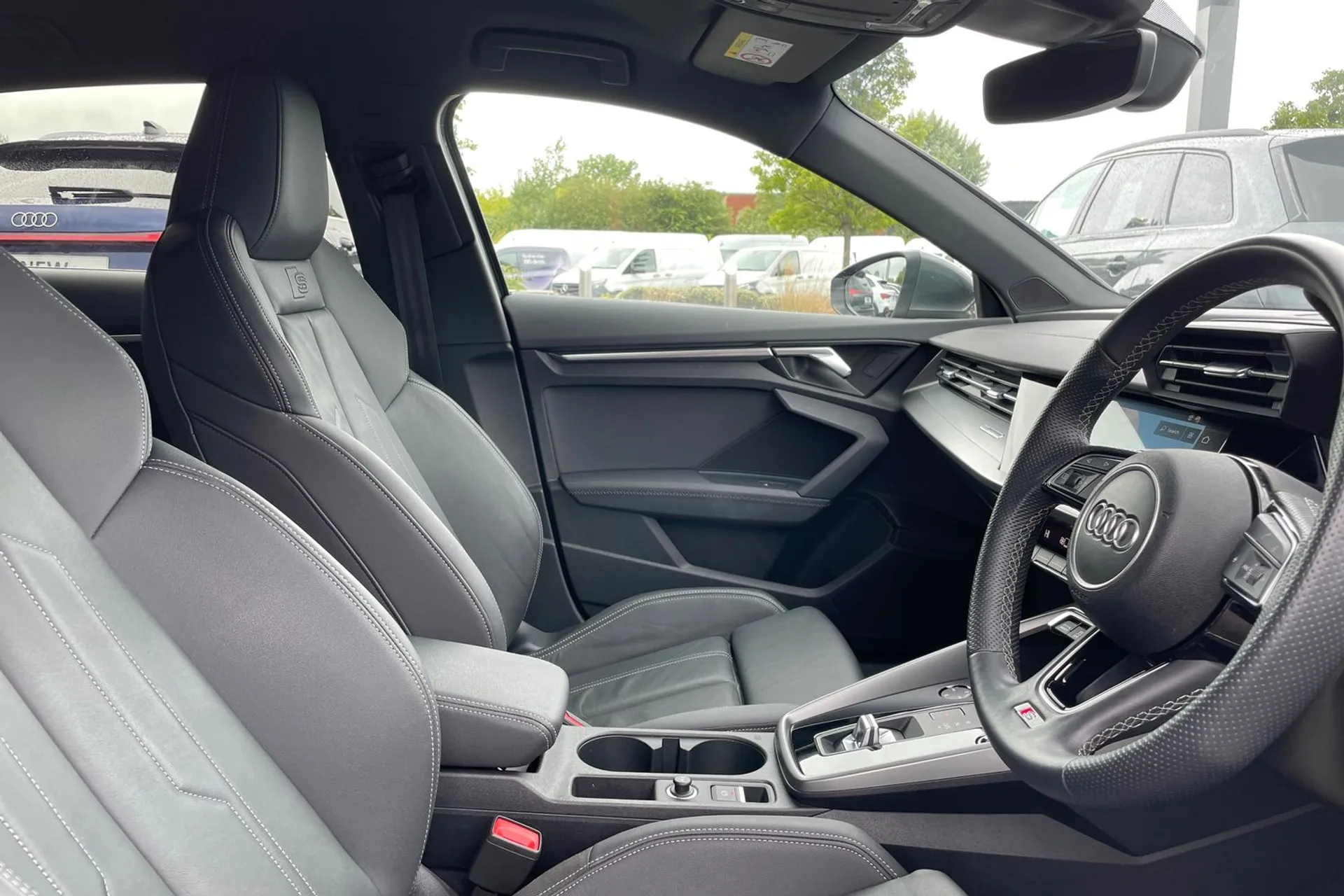 Audi A3 thumbnail image number 25