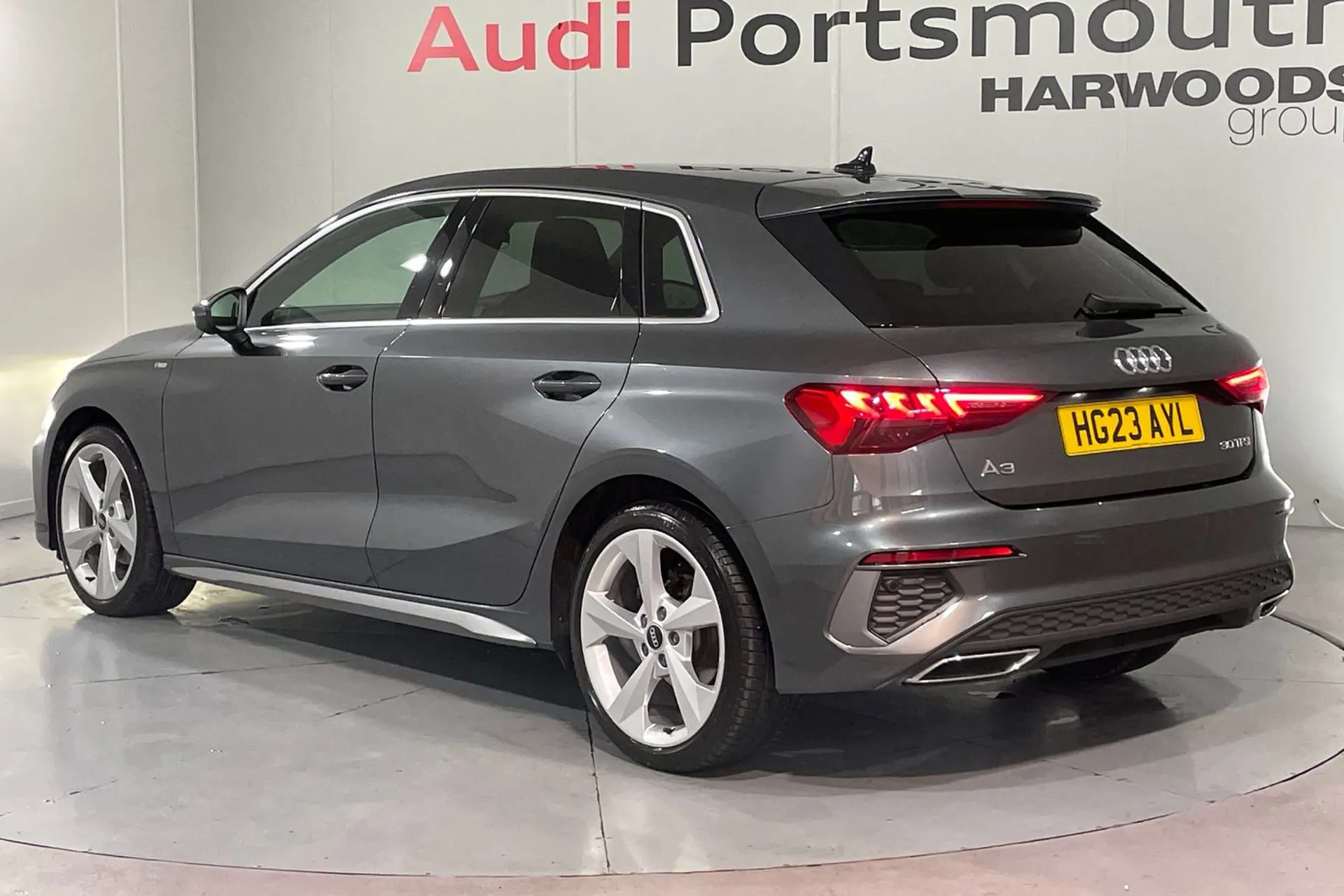 Audi A3 thumbnail image number 8