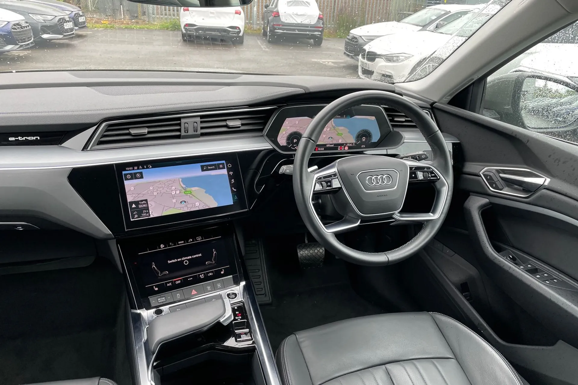 Audi Q8 thumbnail image number 35