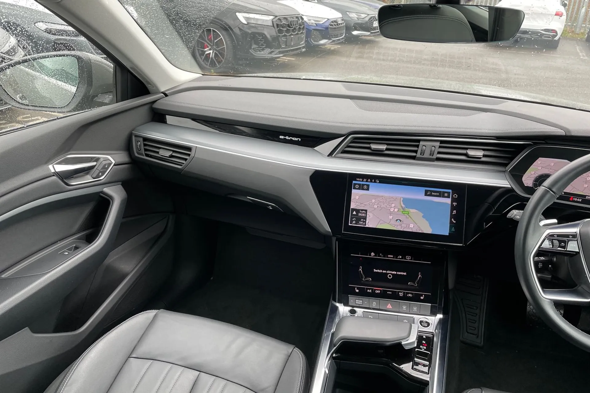 Audi Q8 thumbnail image number 34