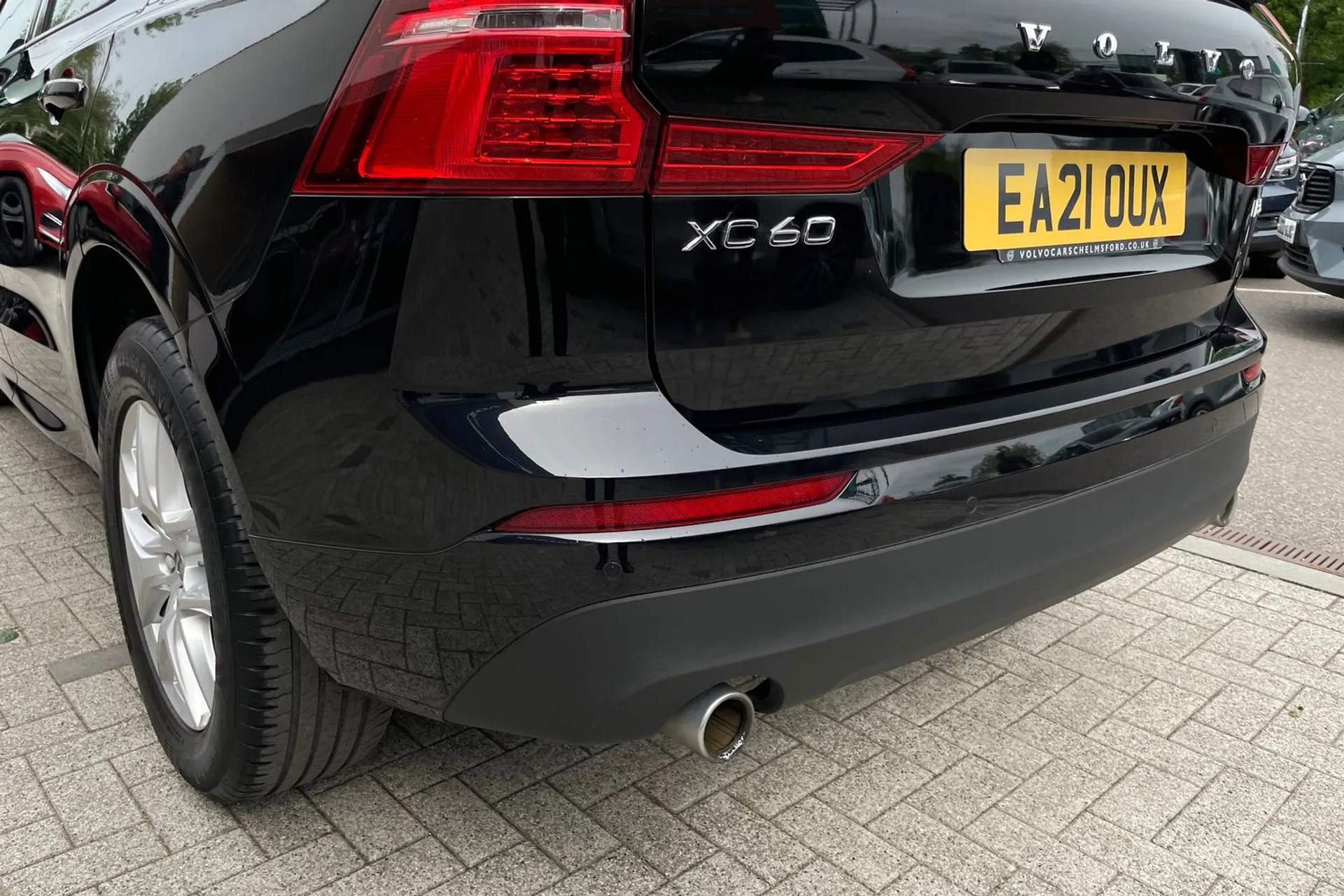 Volvo XC60 thumbnail image number 17