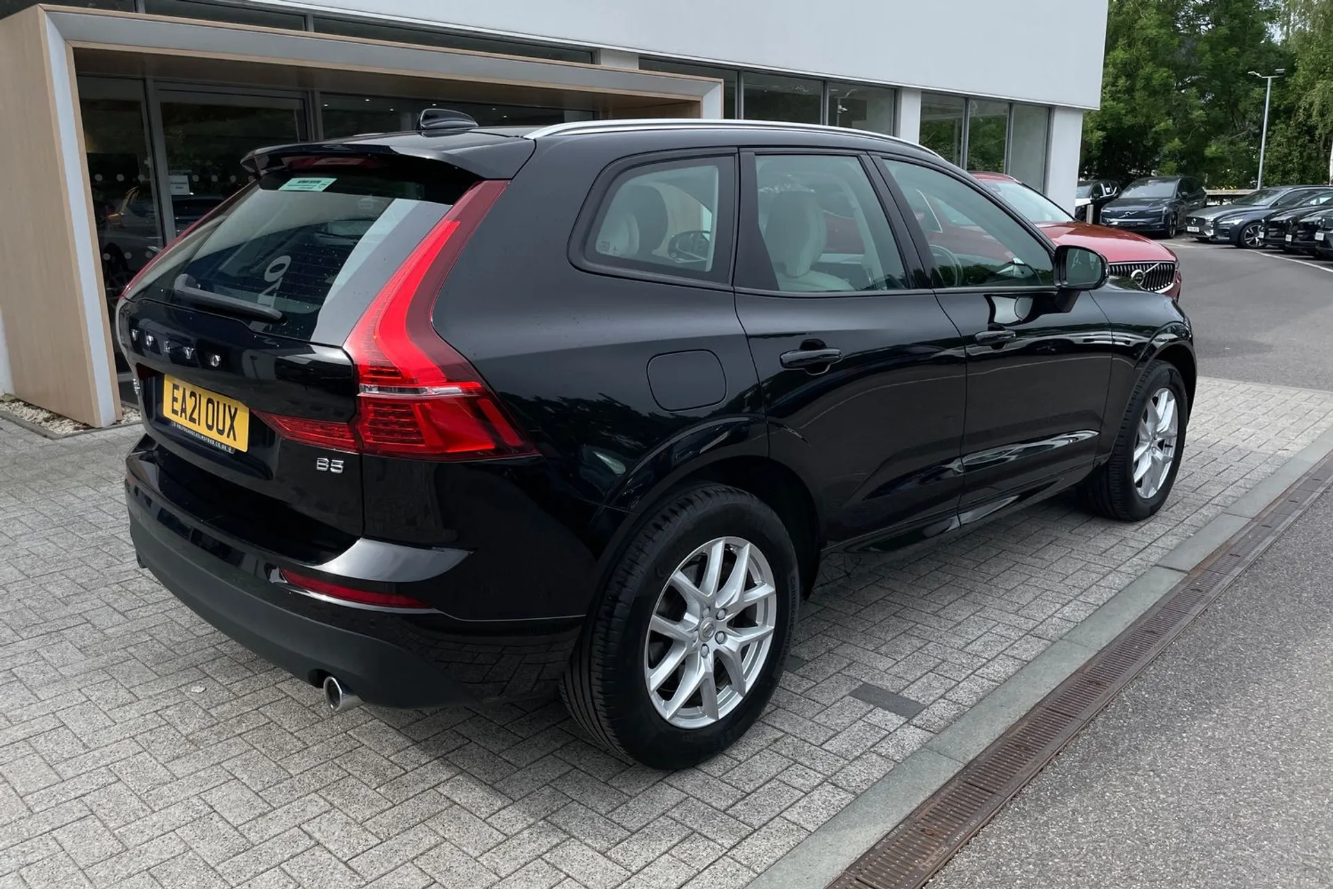 Volvo XC60 thumbnail image number 7