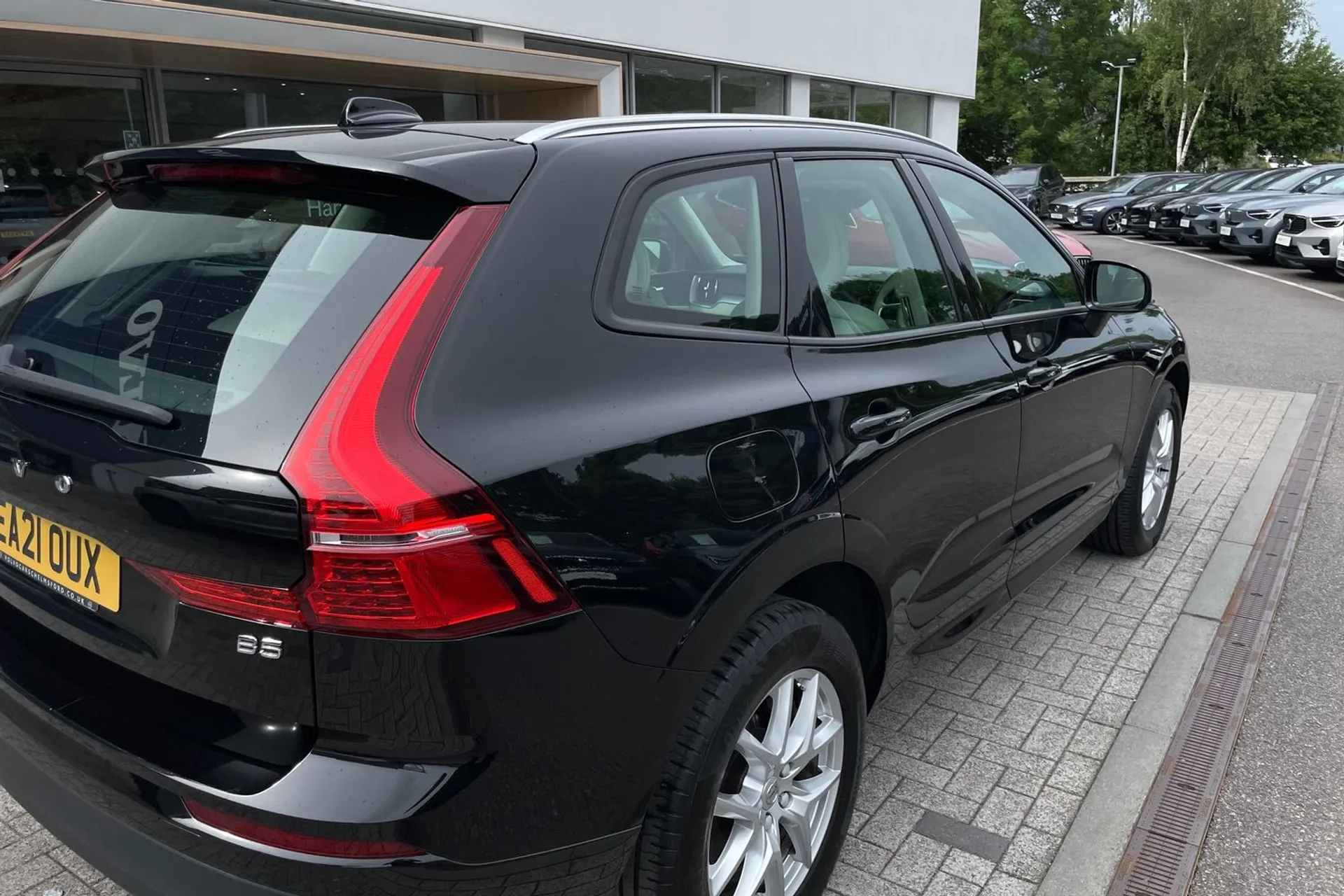 Volvo XC60 thumbnail image number 14