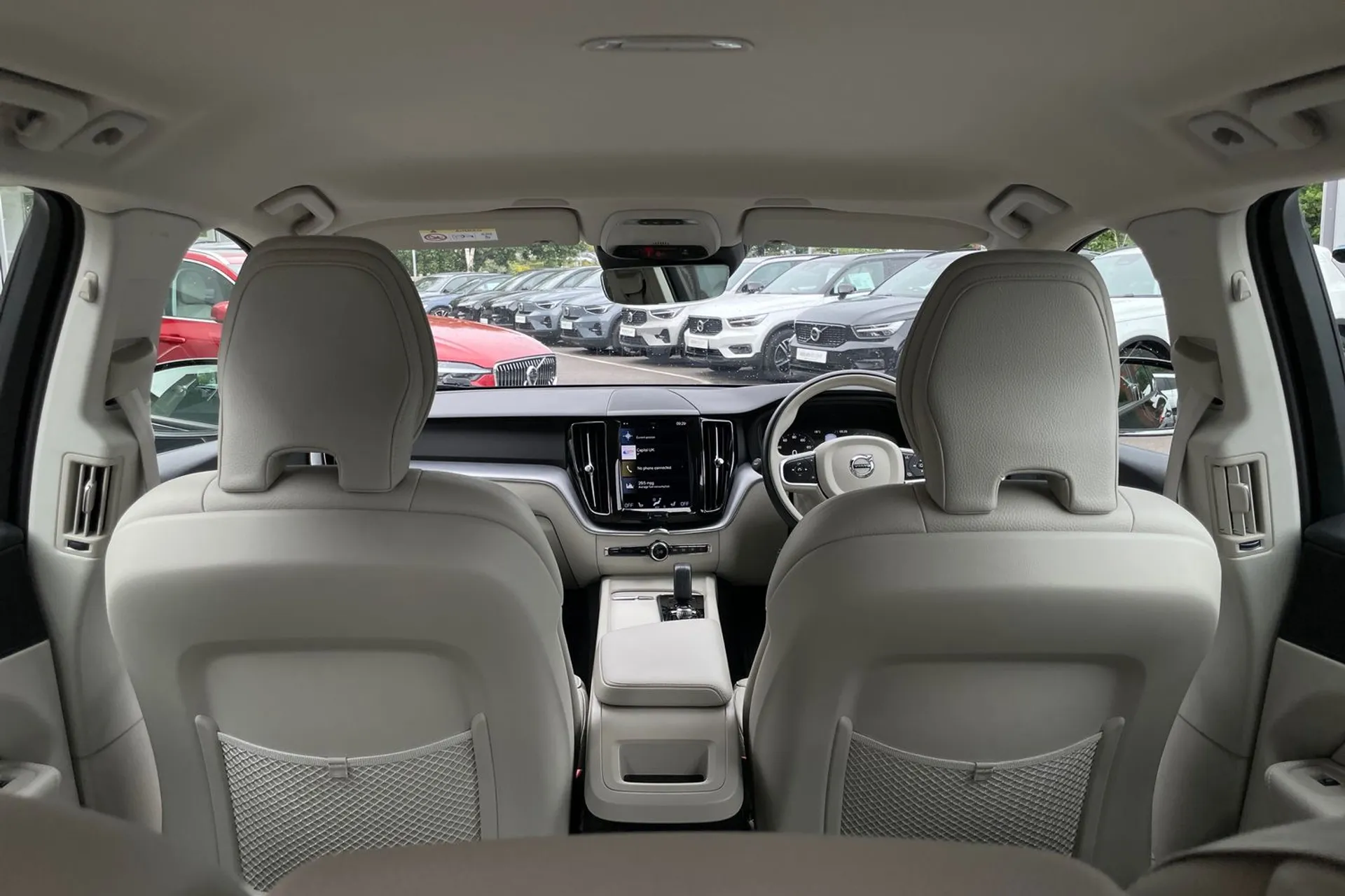 Volvo XC60 thumbnail image number 21