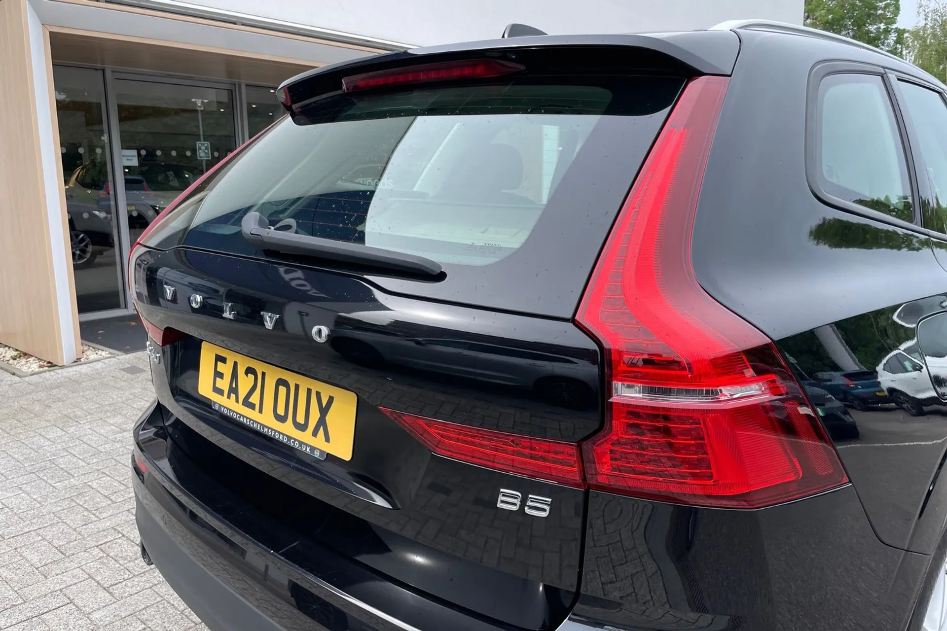 Volvo XC60 thumbnail image number 15