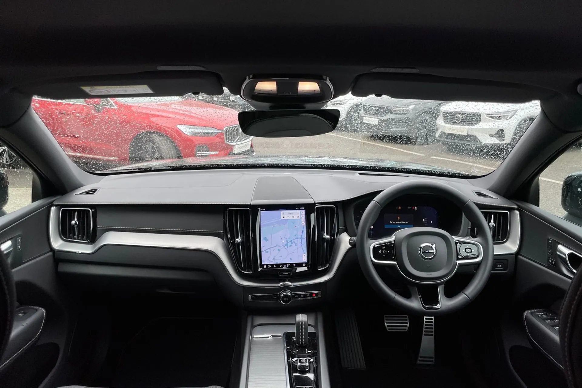 Volvo XC60 thumbnail image number 3