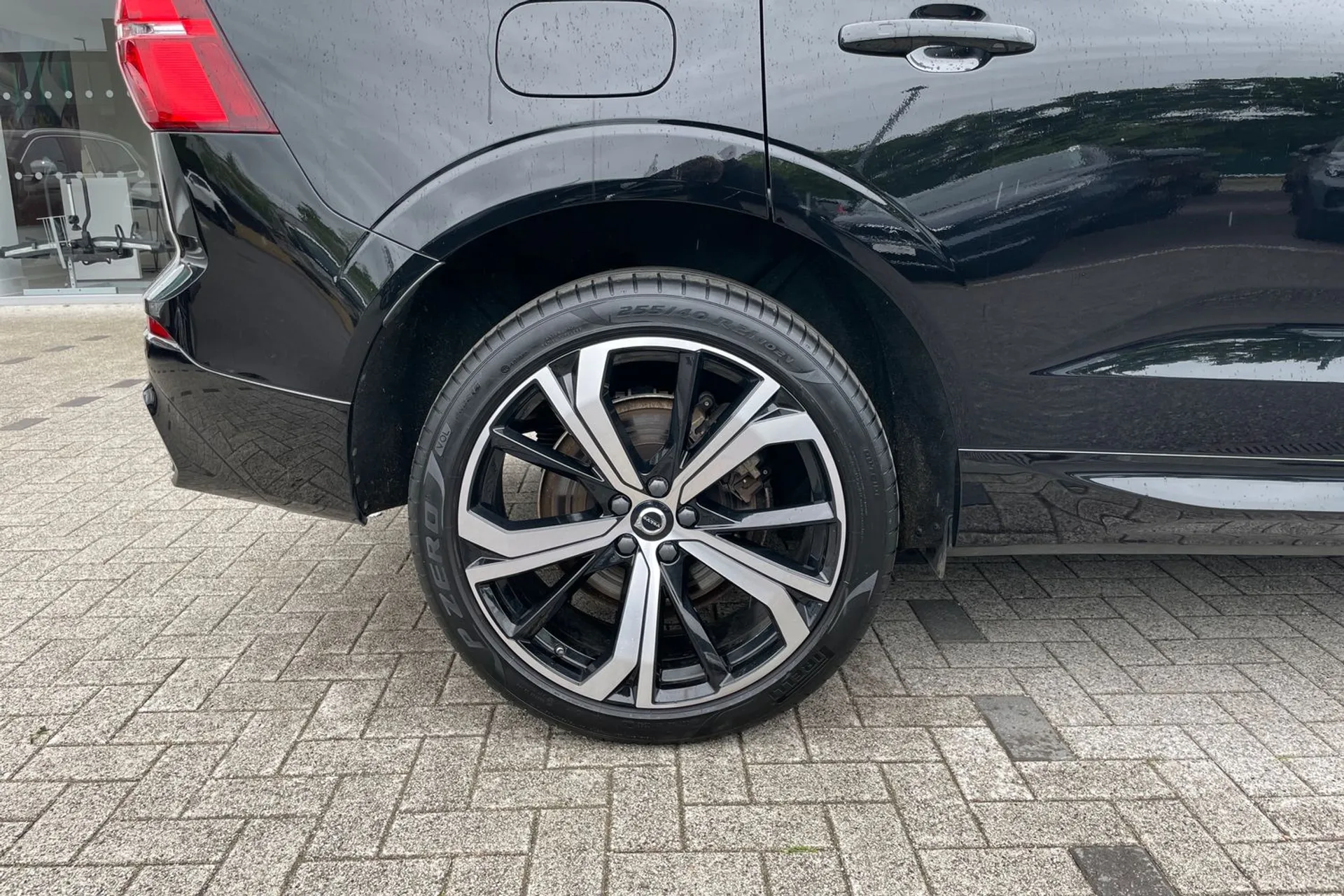 Volvo XC60 thumbnail image number 13