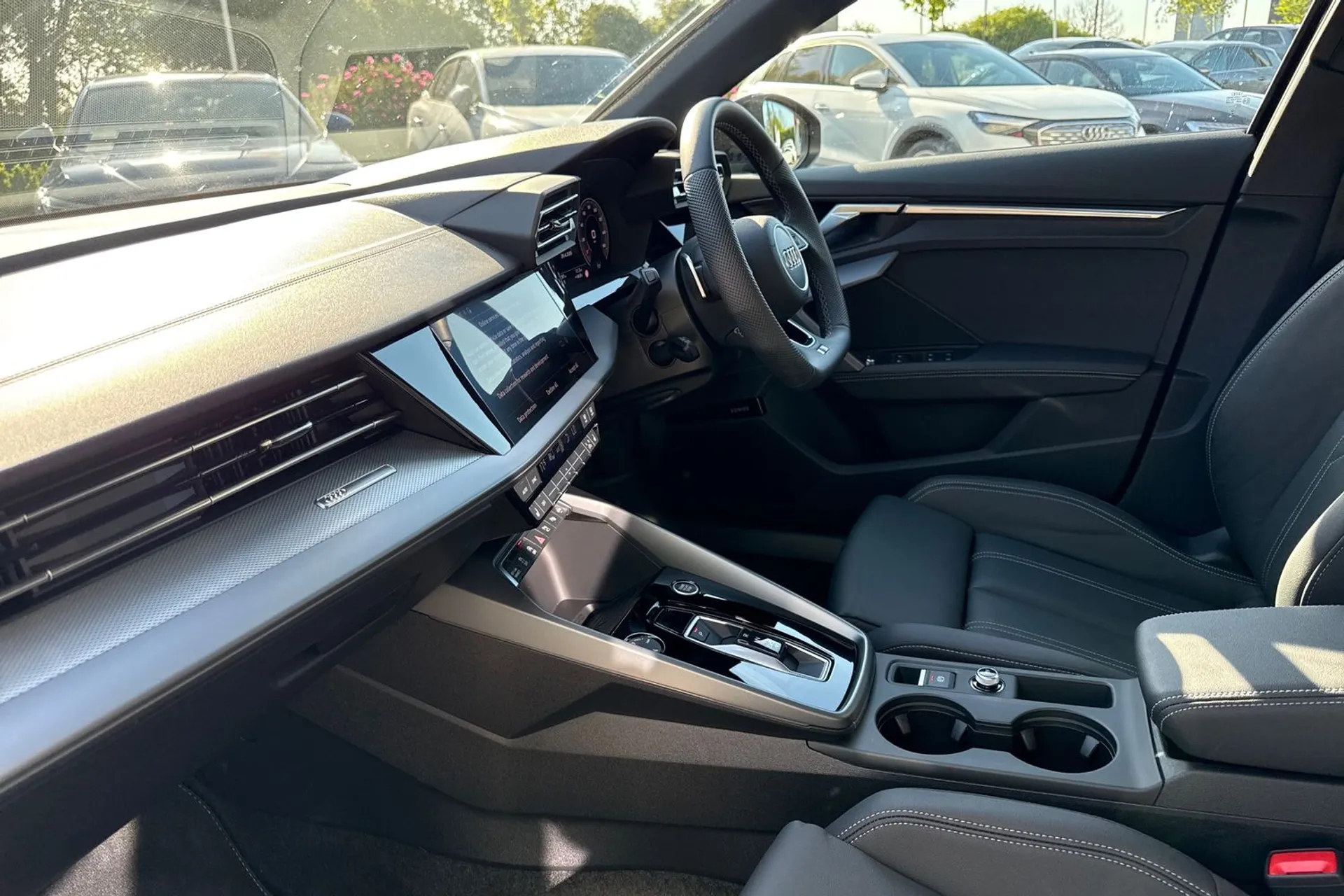 Audi A3 thumbnail image number 11