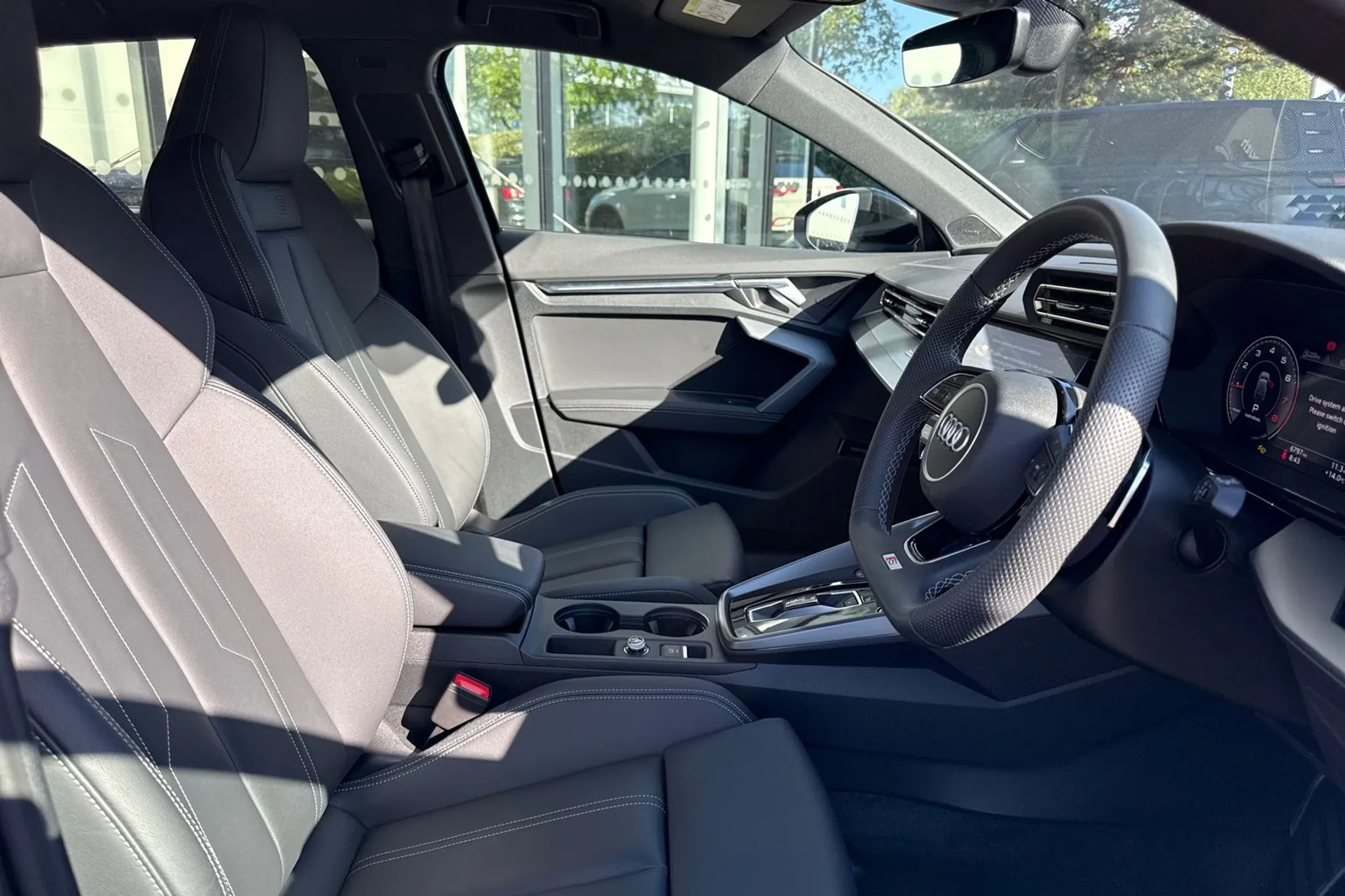 Audi A3 thumbnail image number 42