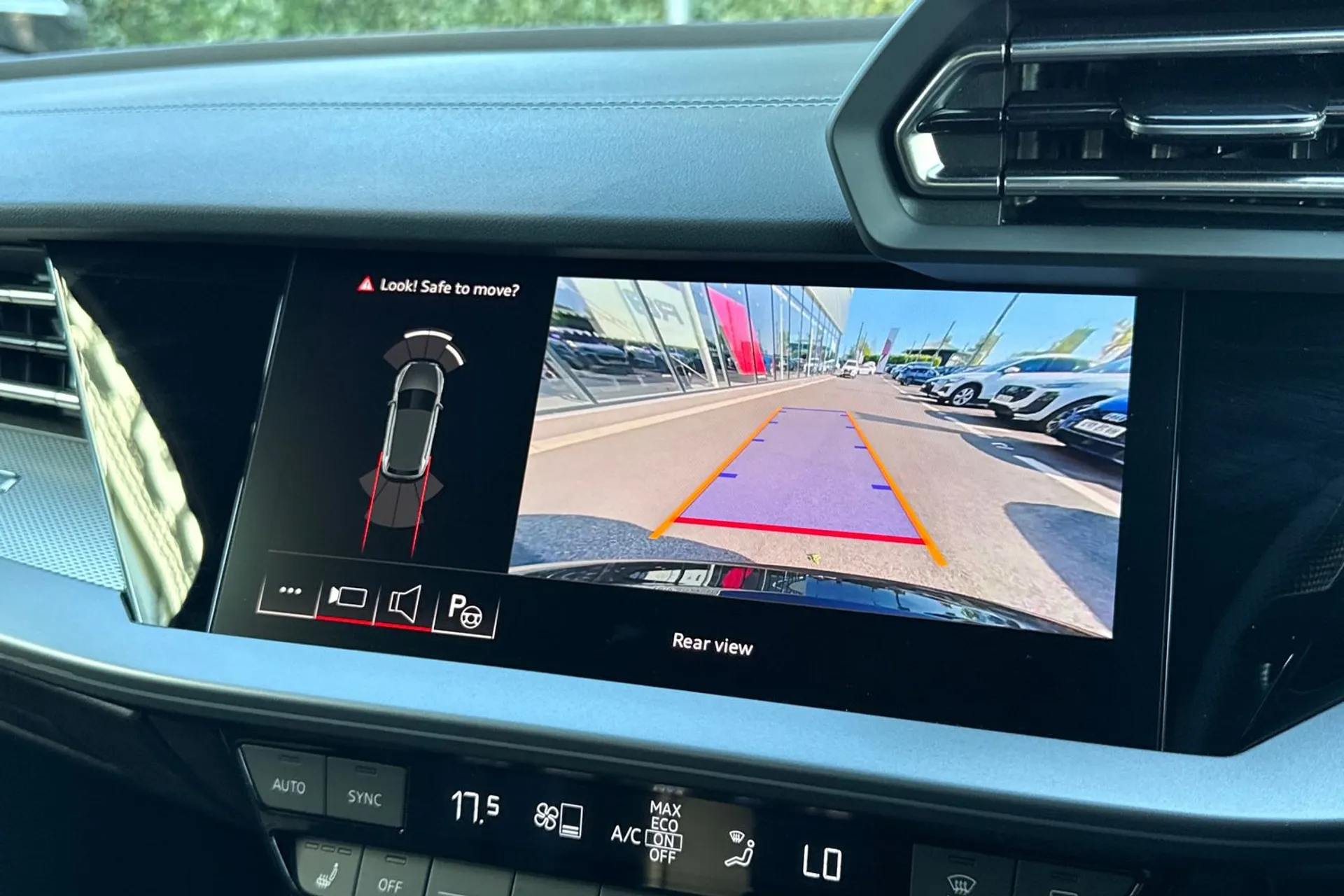 Audi A3 thumbnail image number 3