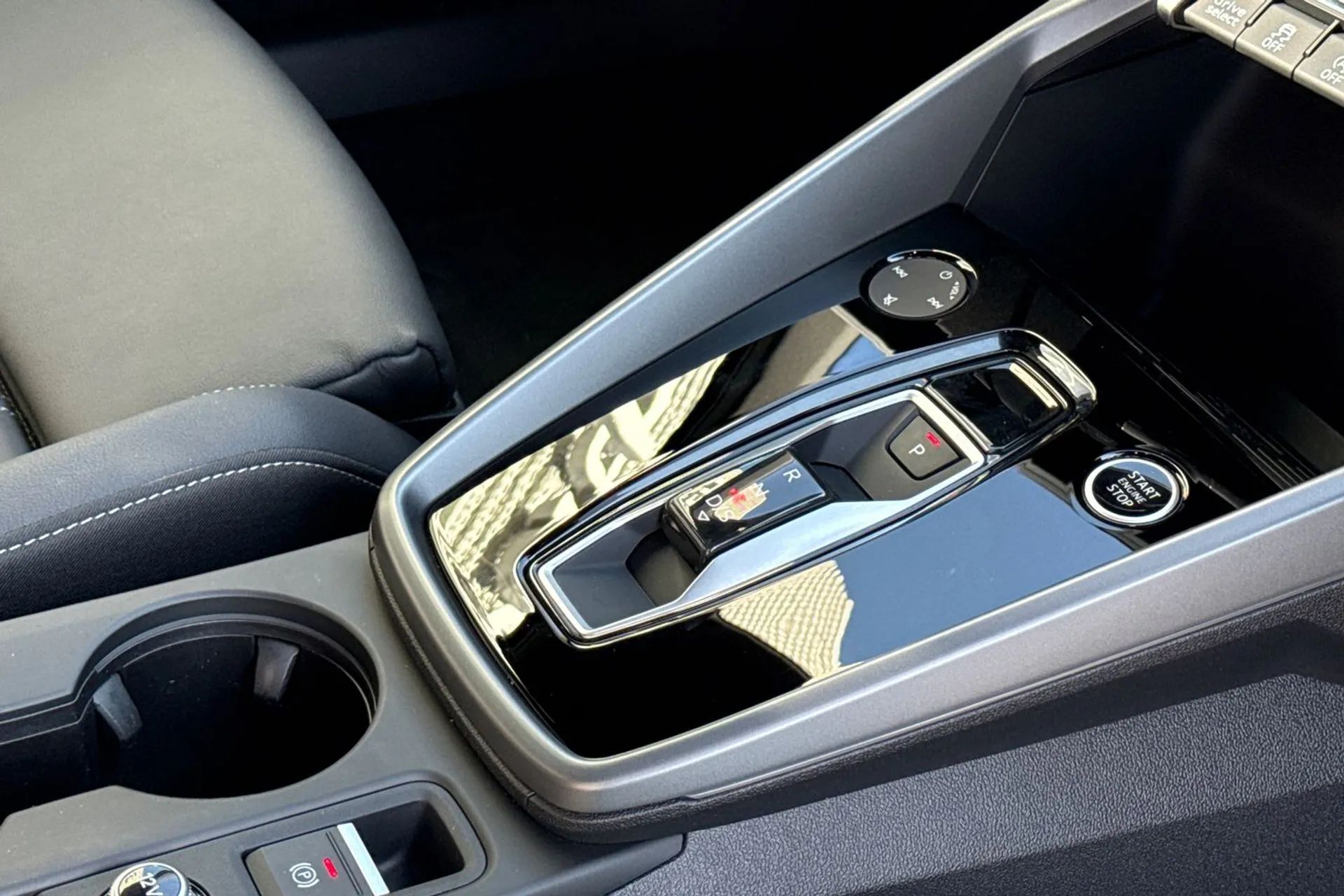 Audi A3 thumbnail image number 16