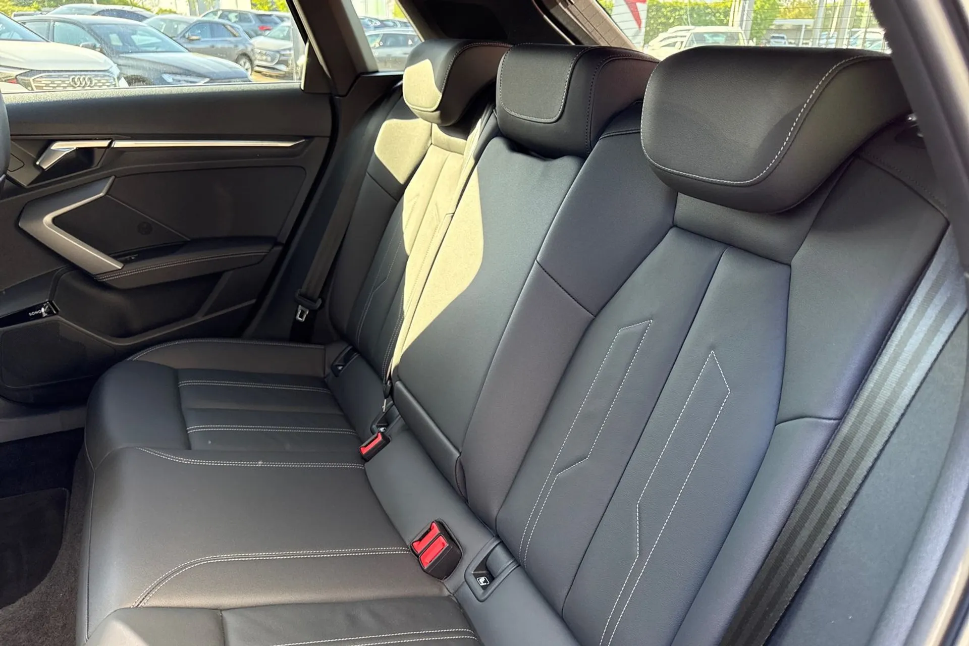 Audi A3 thumbnail image number 46