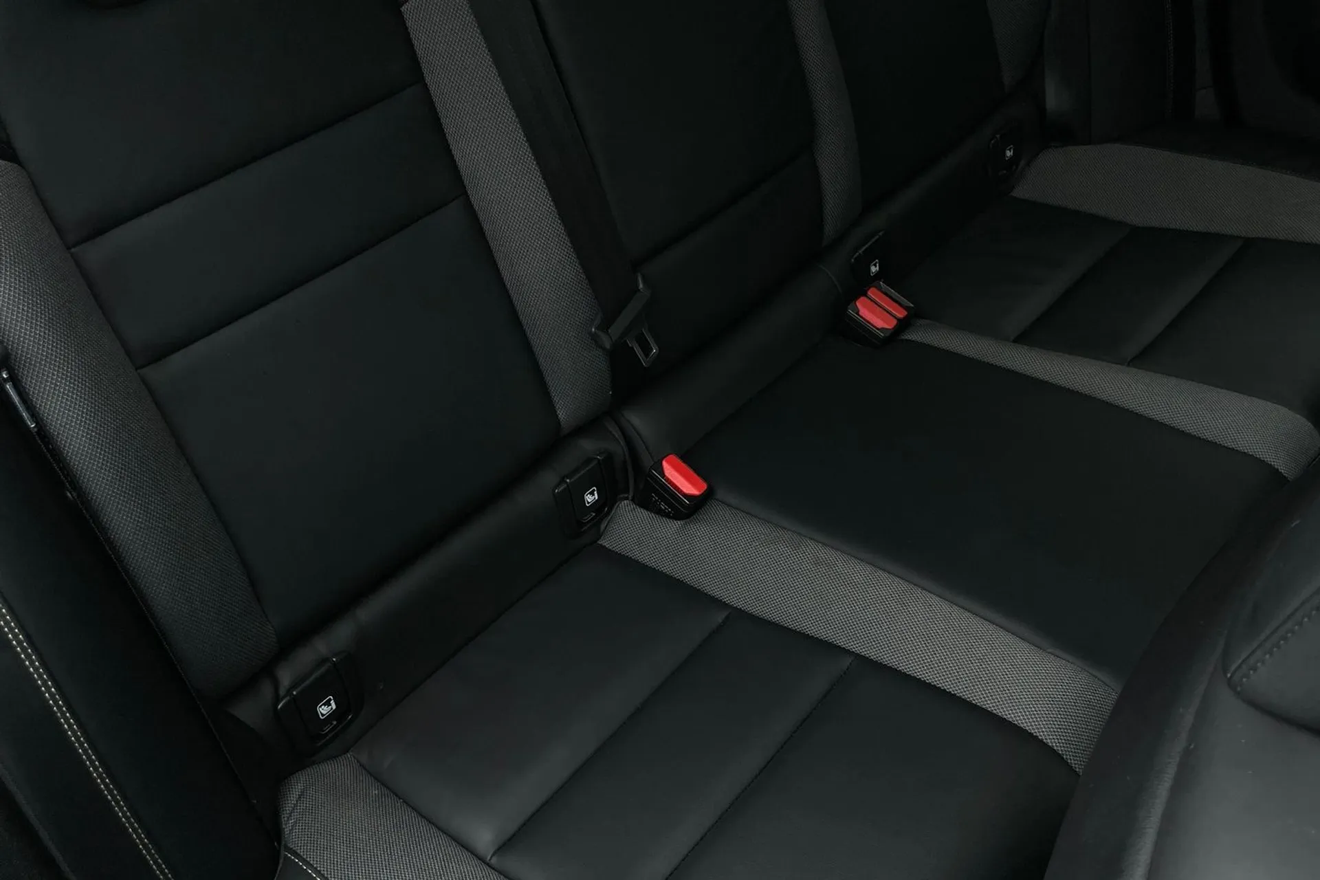 Volvo V60 thumbnail image number 24