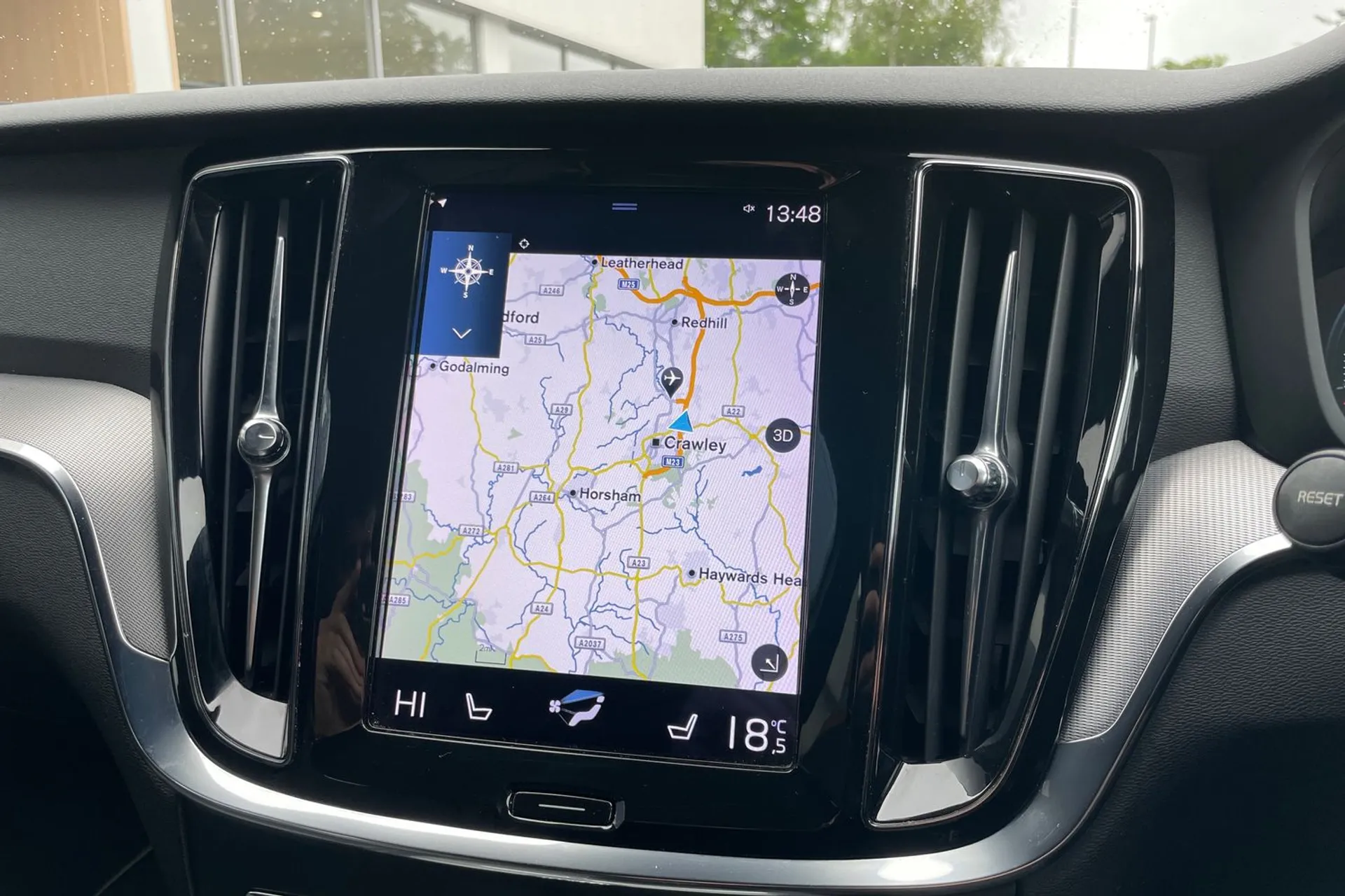 Volvo V60 thumbnail image number 37