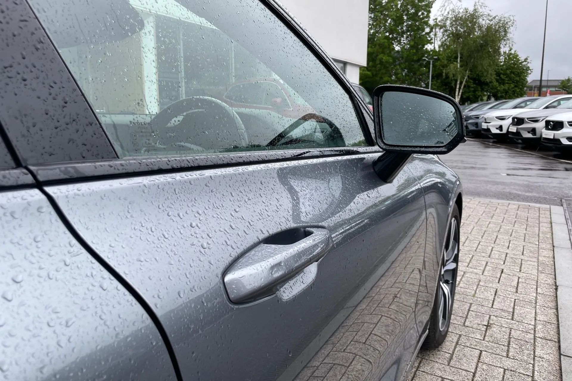 Volvo V60 thumbnail image number 16