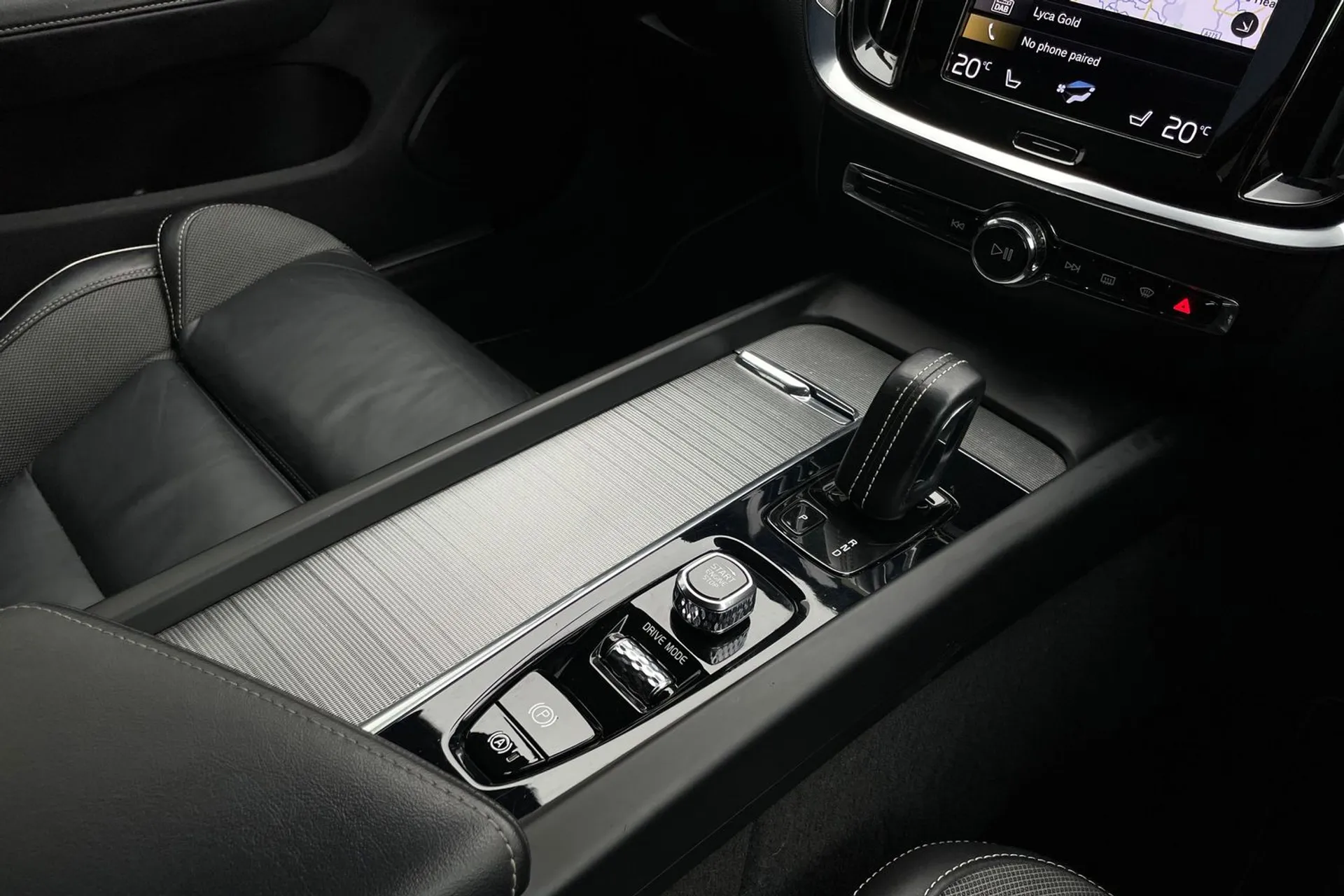 Volvo V60 thumbnail image number 43