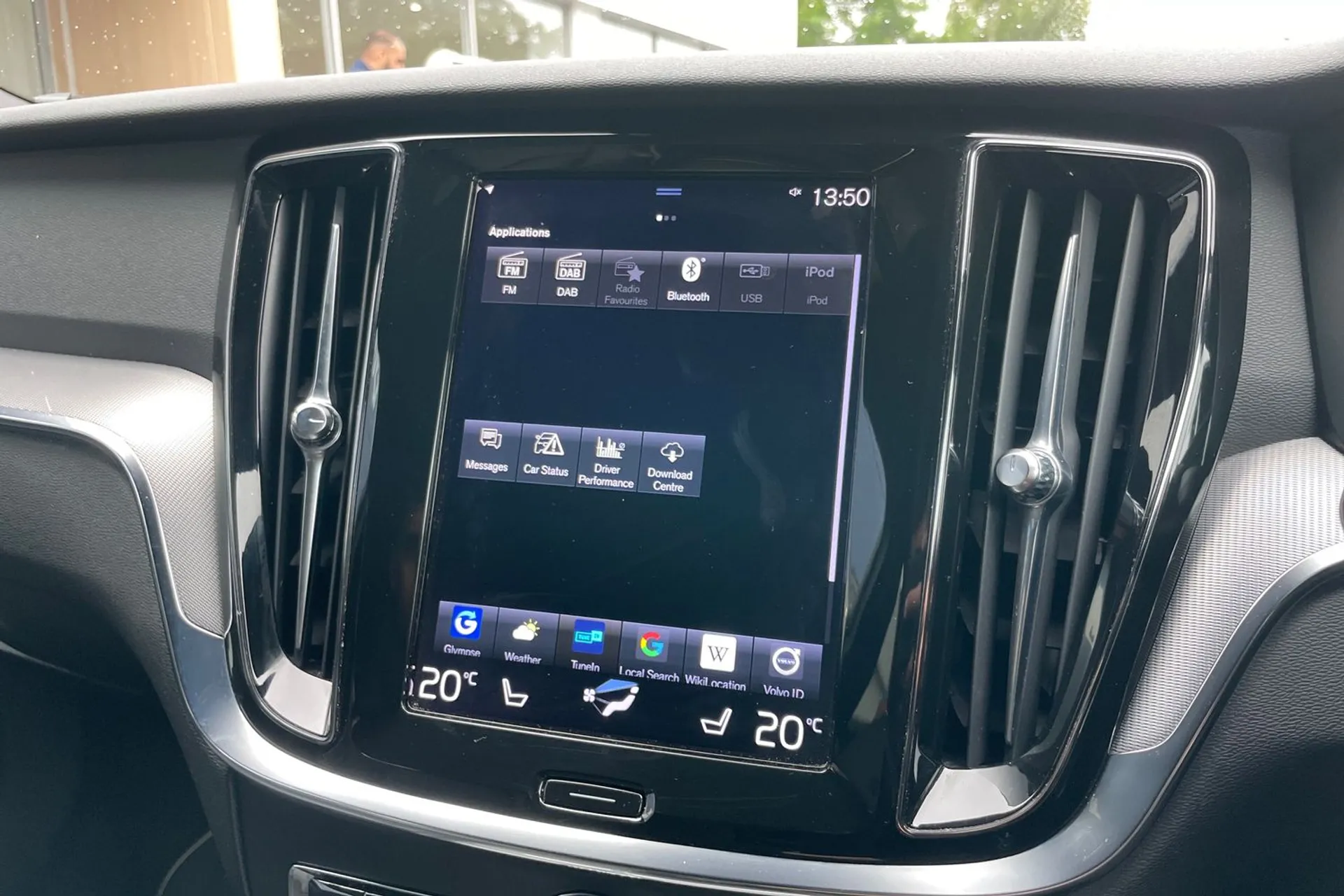 Volvo V60 thumbnail image number 40