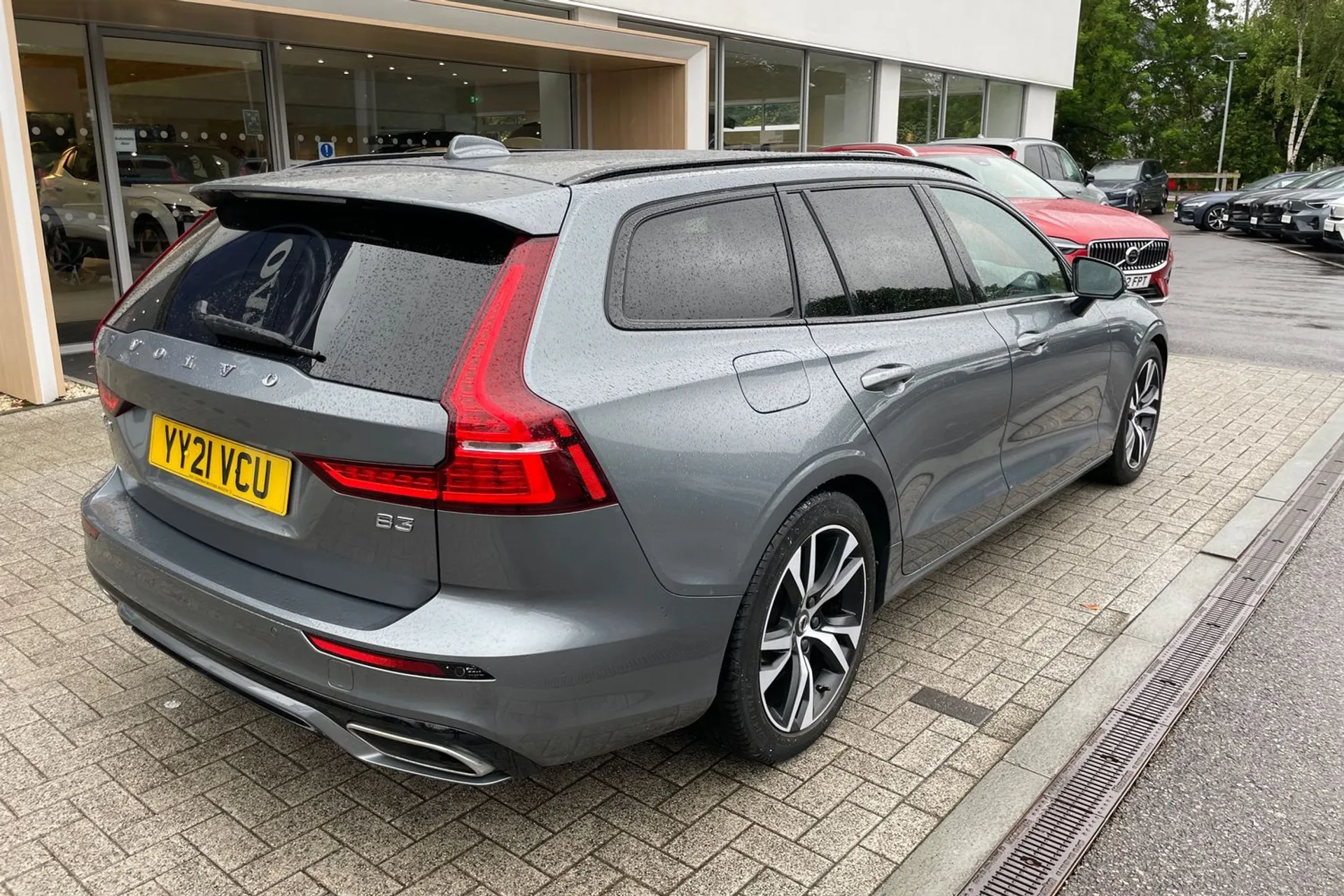 Volvo V60 thumbnail image number 7