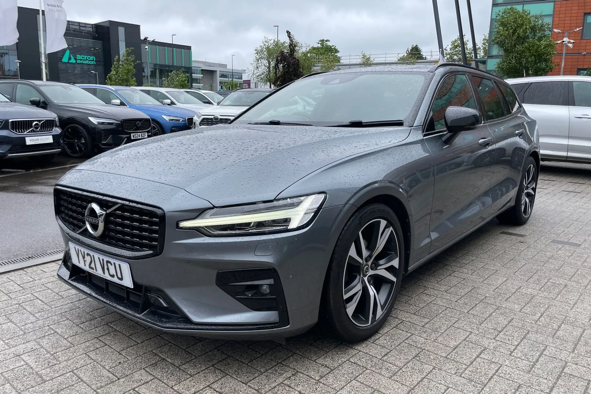 Volvo V60 thumbnail image number 11