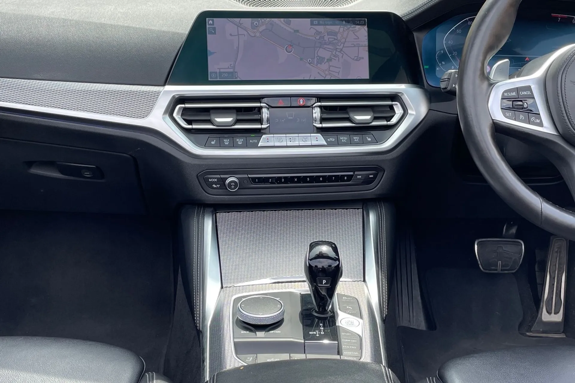 BMW 4 SERIES thumbnail image number 37