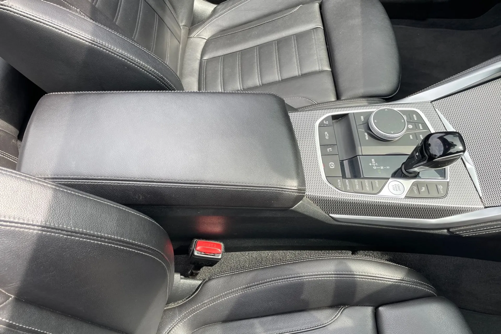 BMW 4 SERIES thumbnail image number 42