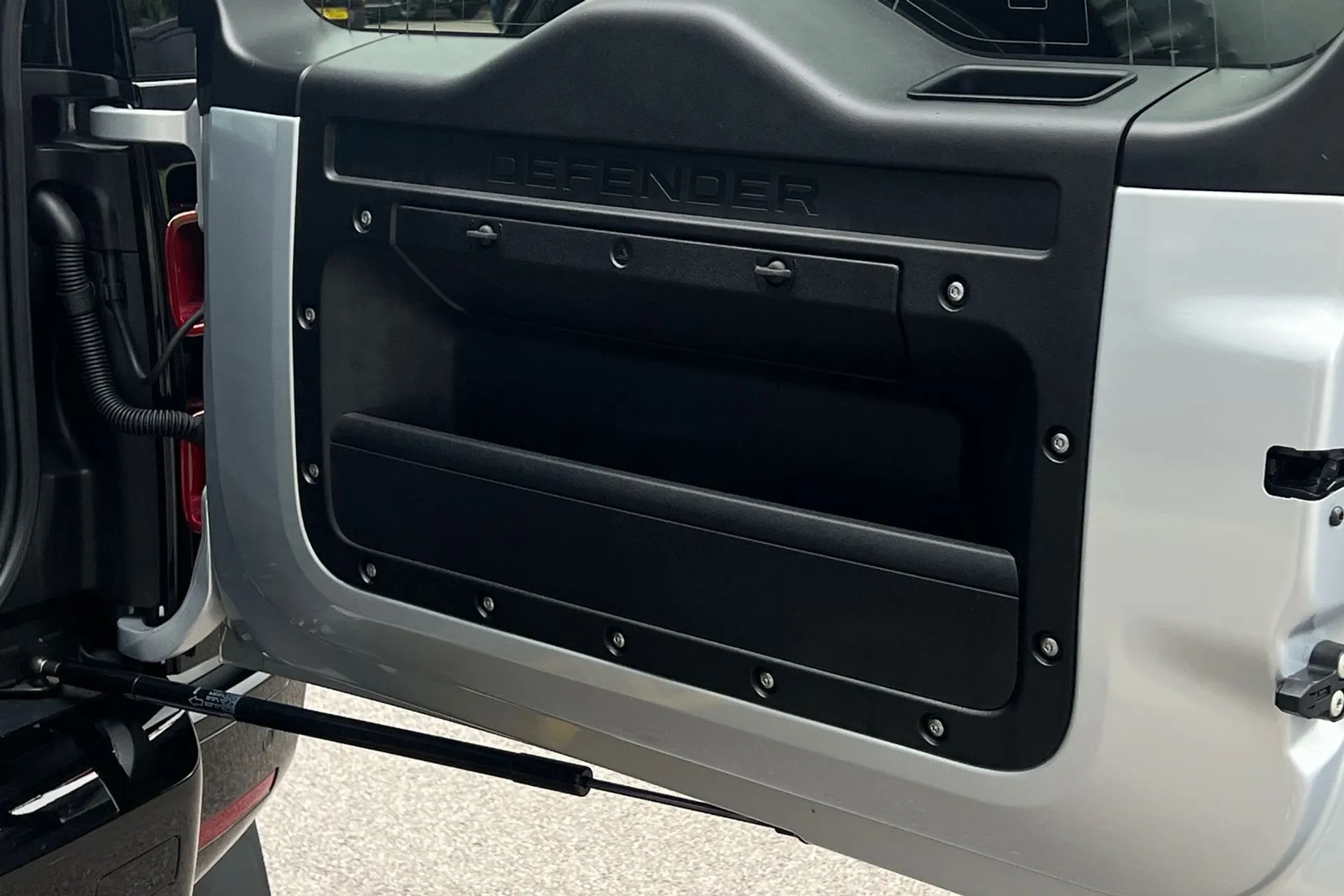 LAND ROVER DEFENDER thumbnail image number 59