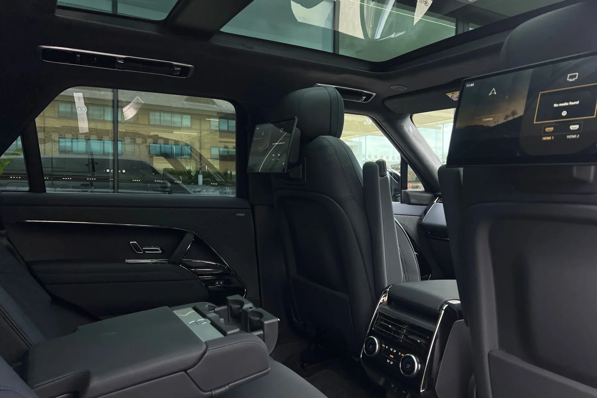 LAND ROVER RANGE ROVER SPORT thumbnail image number 40