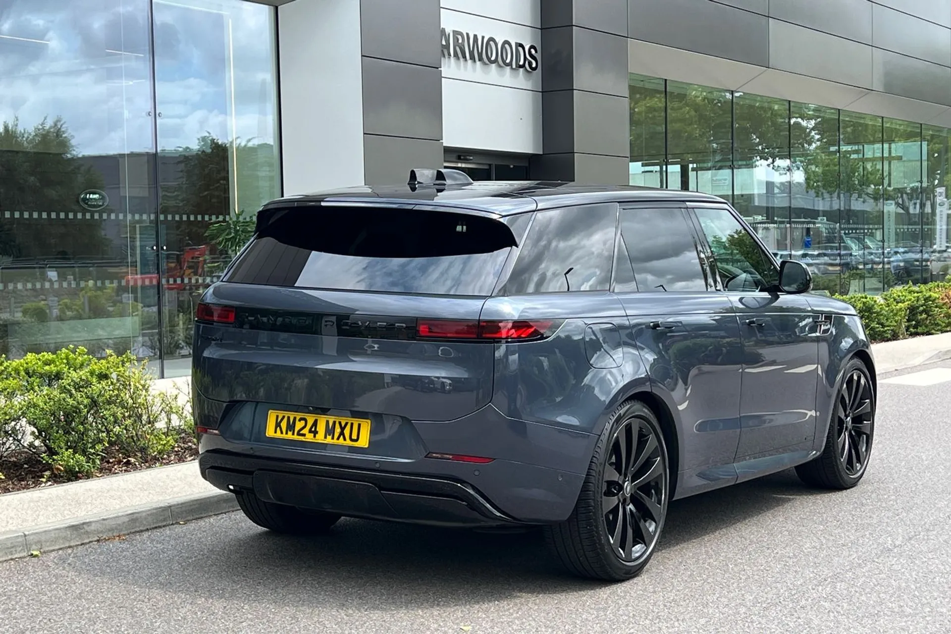 LAND ROVER RANGE ROVER SPORT thumbnail image number 11