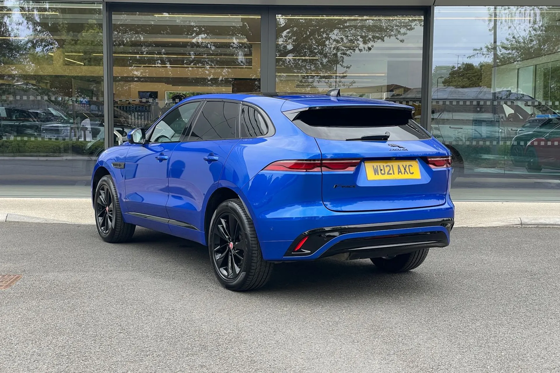 Jaguar F-PACE thumbnail image number 65