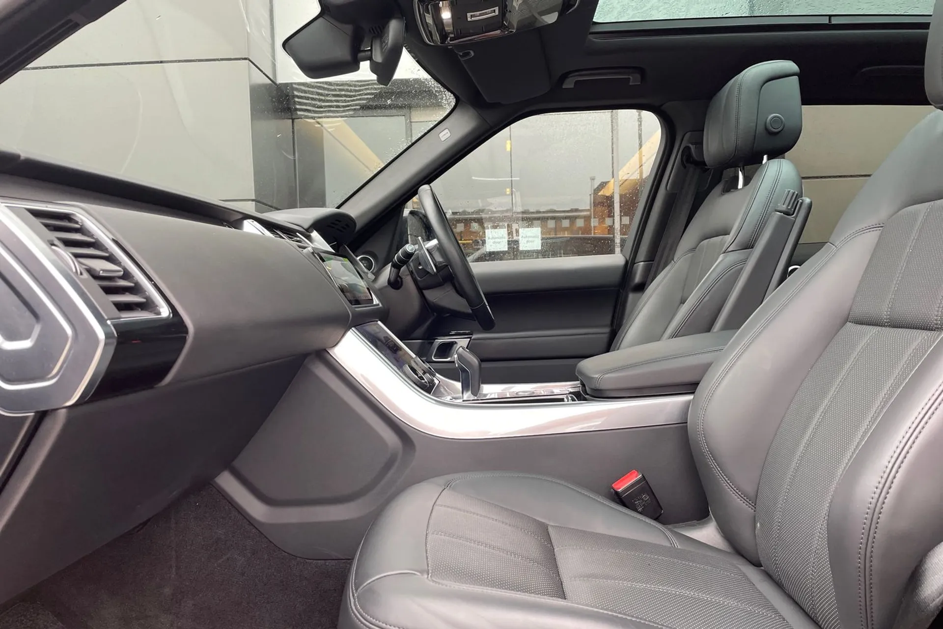 LAND ROVER RANGE ROVER SPORT thumbnail image number 35